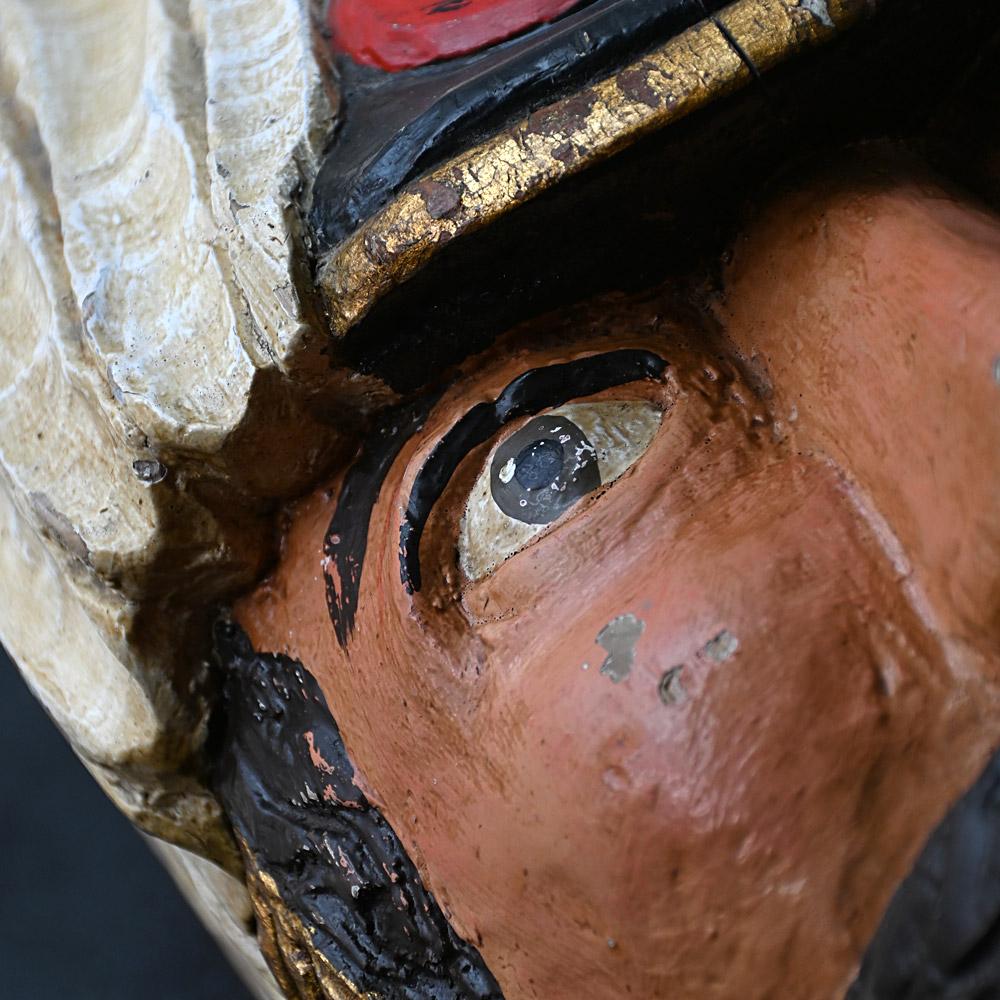 Circa 1900 Anglais forain buste en bois sculpté à la main en vente 7