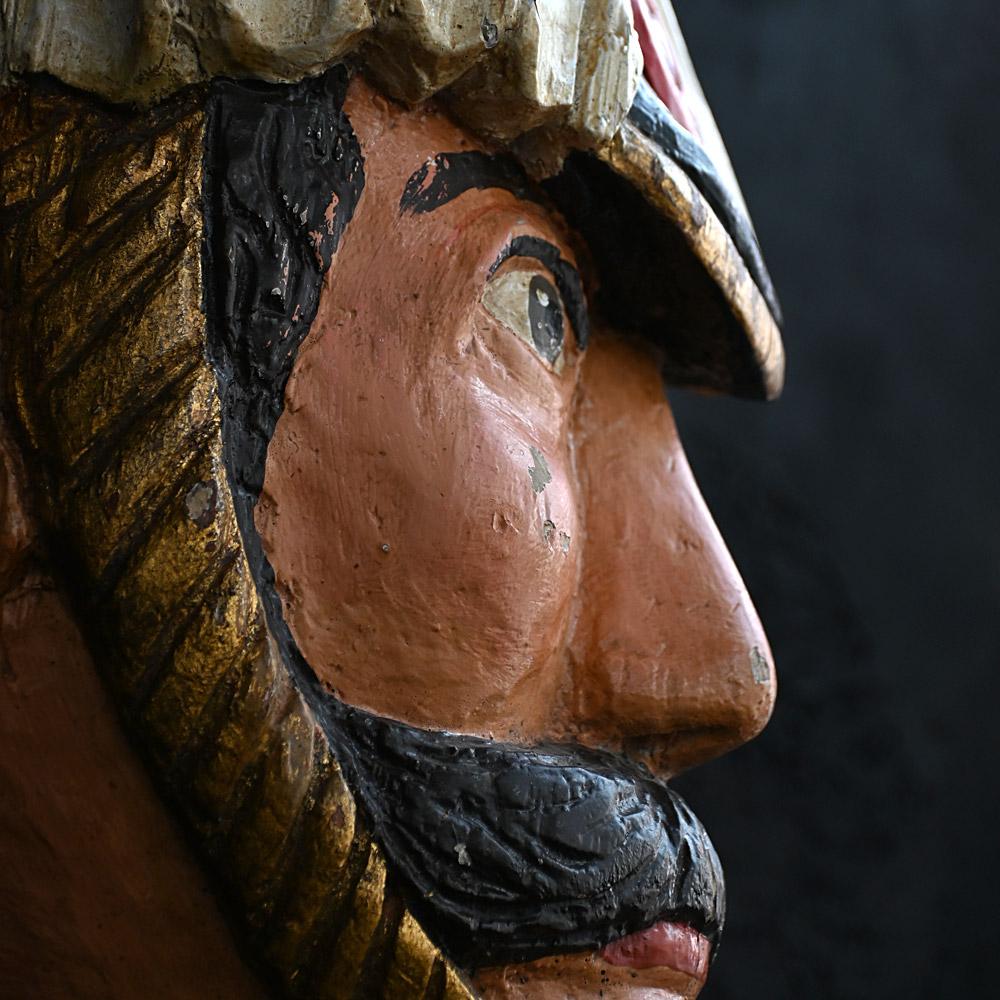 Britannique Circa 1900 Anglais forain buste en bois sculpté à la main en vente
