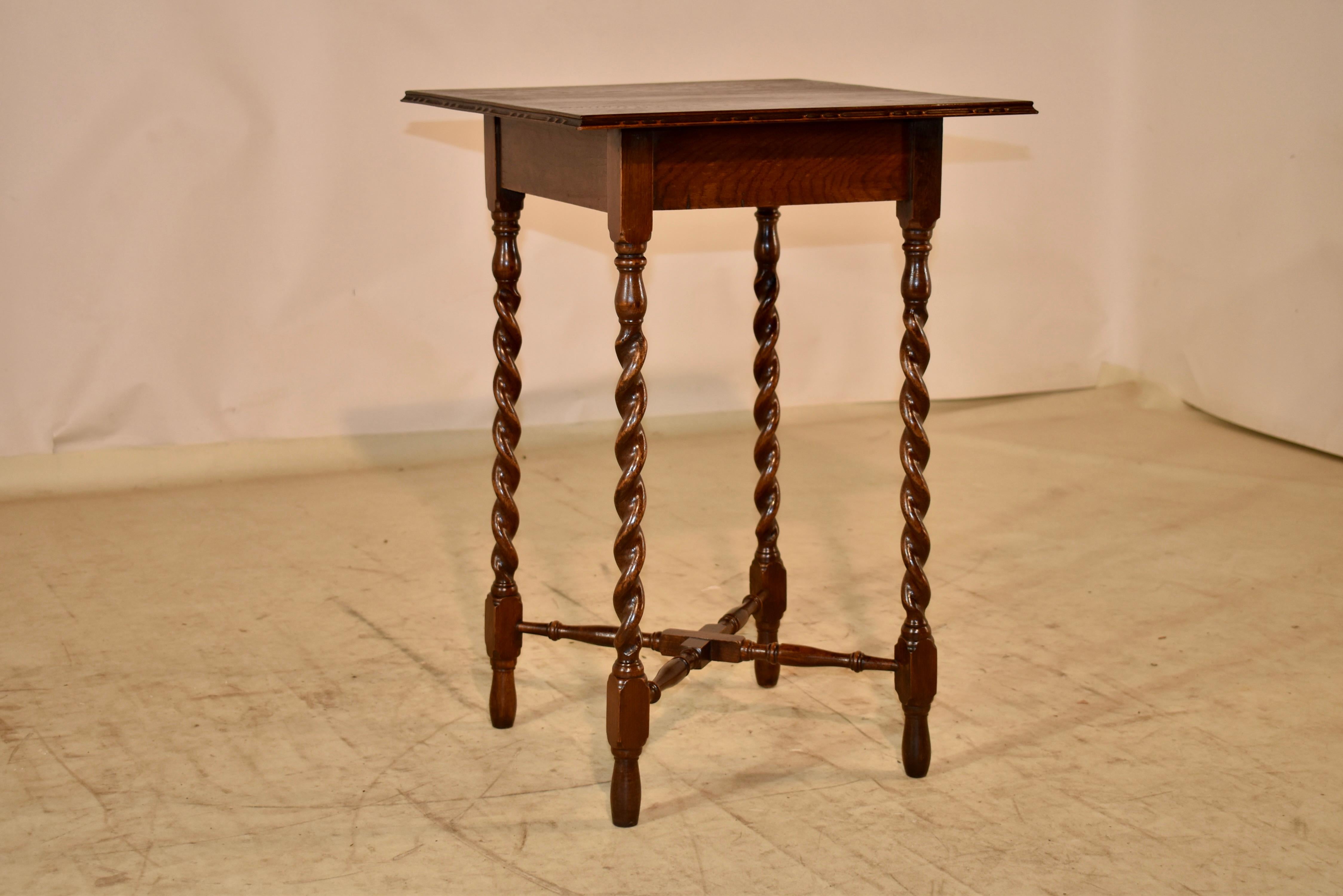Edwardian circa 1900 English Oak Side Table For Sale