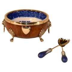 Circa 1900: ciotola in Oak inglese placcata in argento con servizi