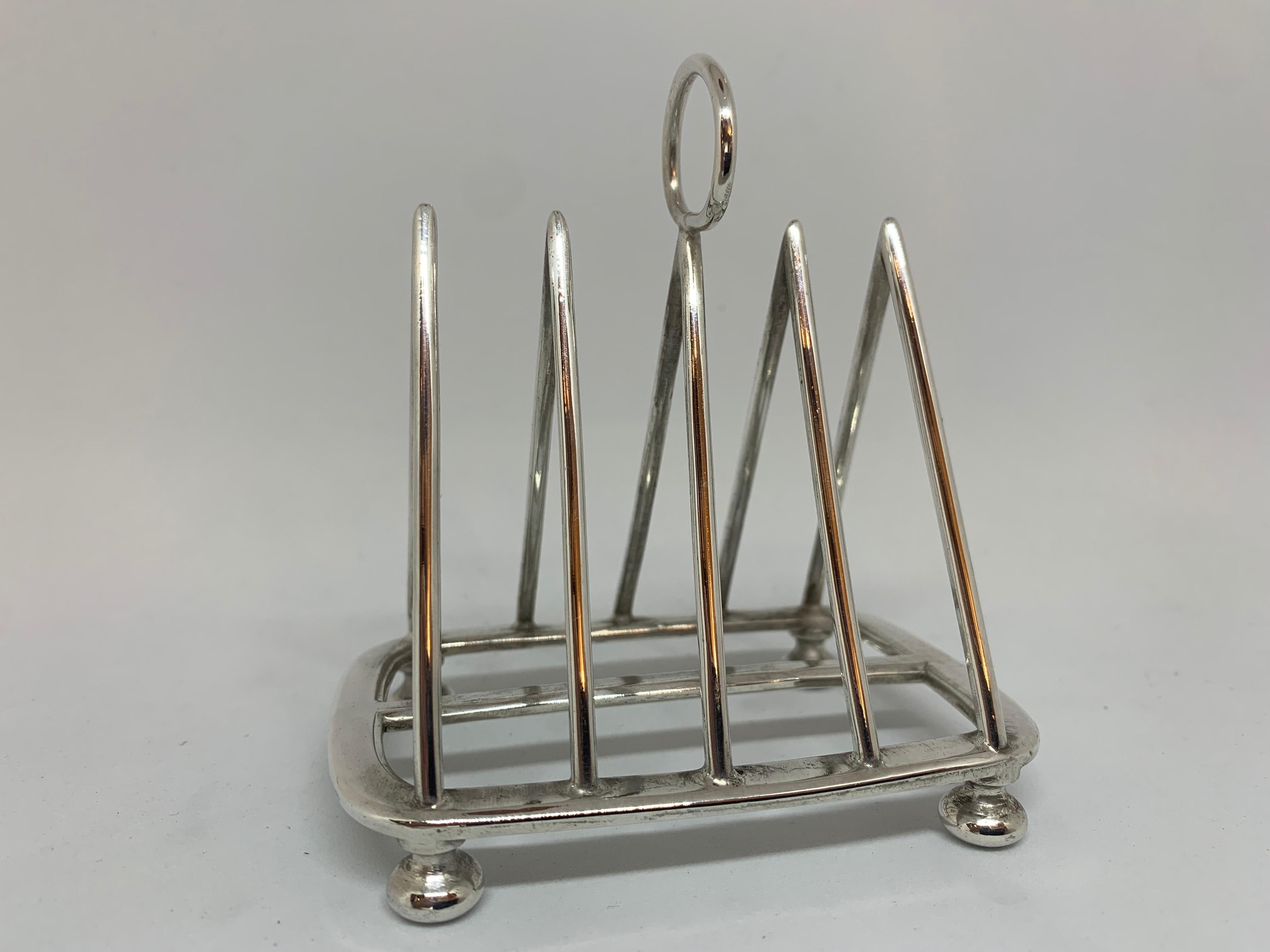 British English Walker & Hall Silver Plate Toast Rack, Made in Sheffield, circa 1900