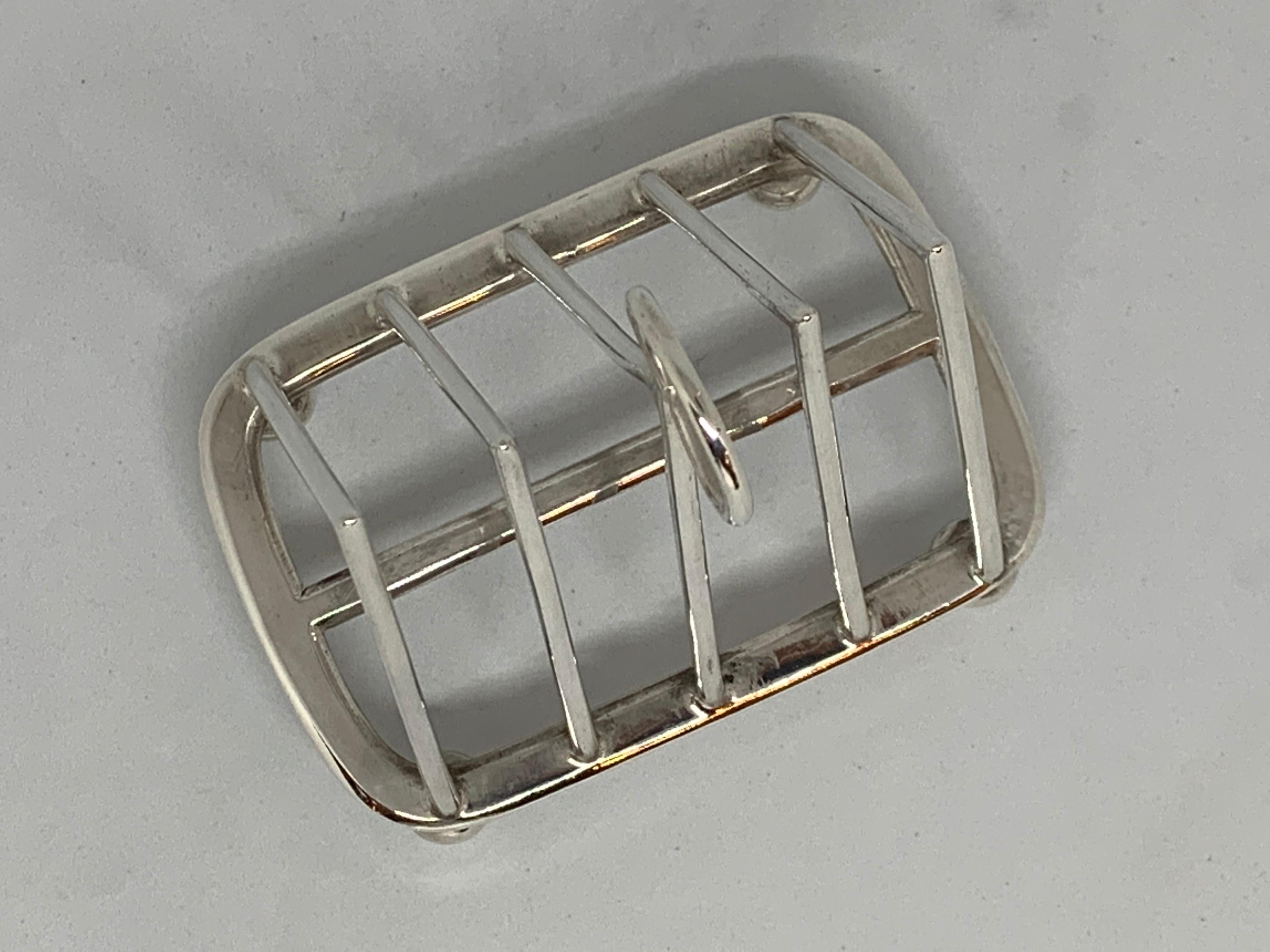Early 20th Century English Walker & Hall Silver Plate Toast Rack, Made in Sheffield, circa 1900