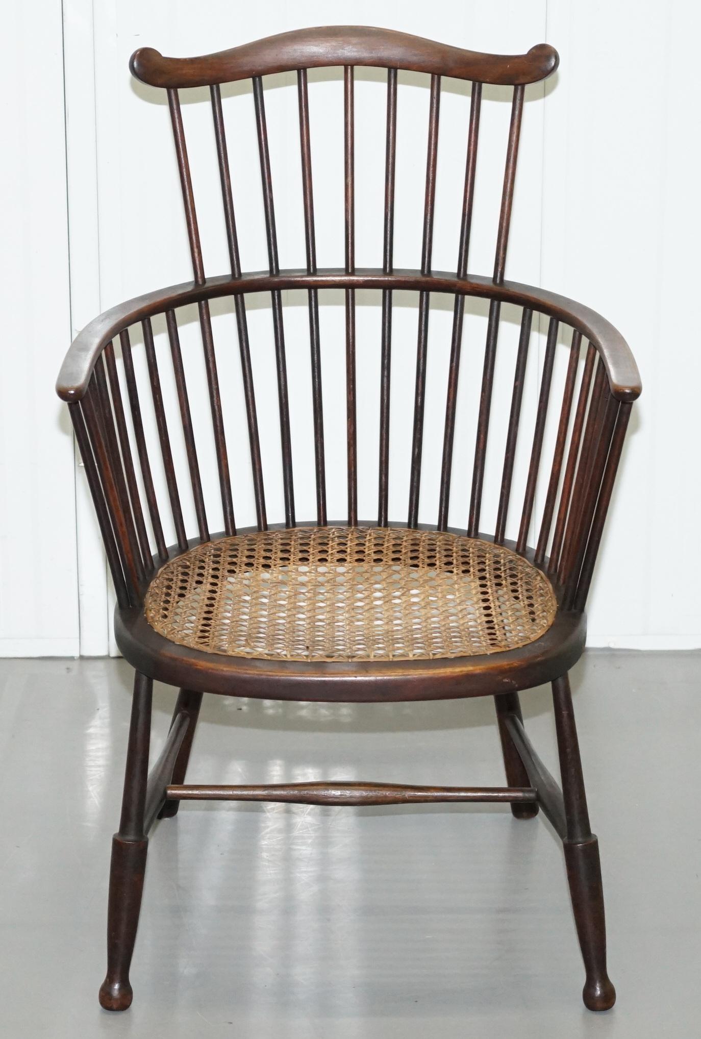 We are delighted to offer for auction this lovely circa 1900 English Windsor comb back spindle chair with rare rattan base

A good looking well made and decorative antique chair, I have never seen one with the rattan base before, it gives it the
