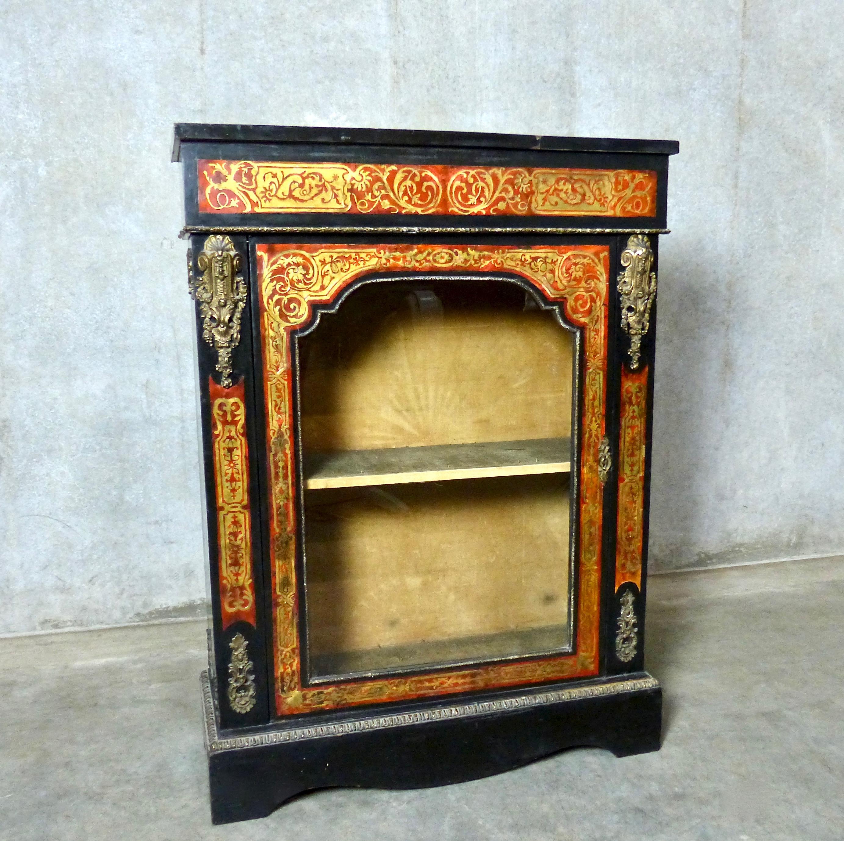 French Boulle Style Display Pier Cabinet, circa 1900 For Sale 2