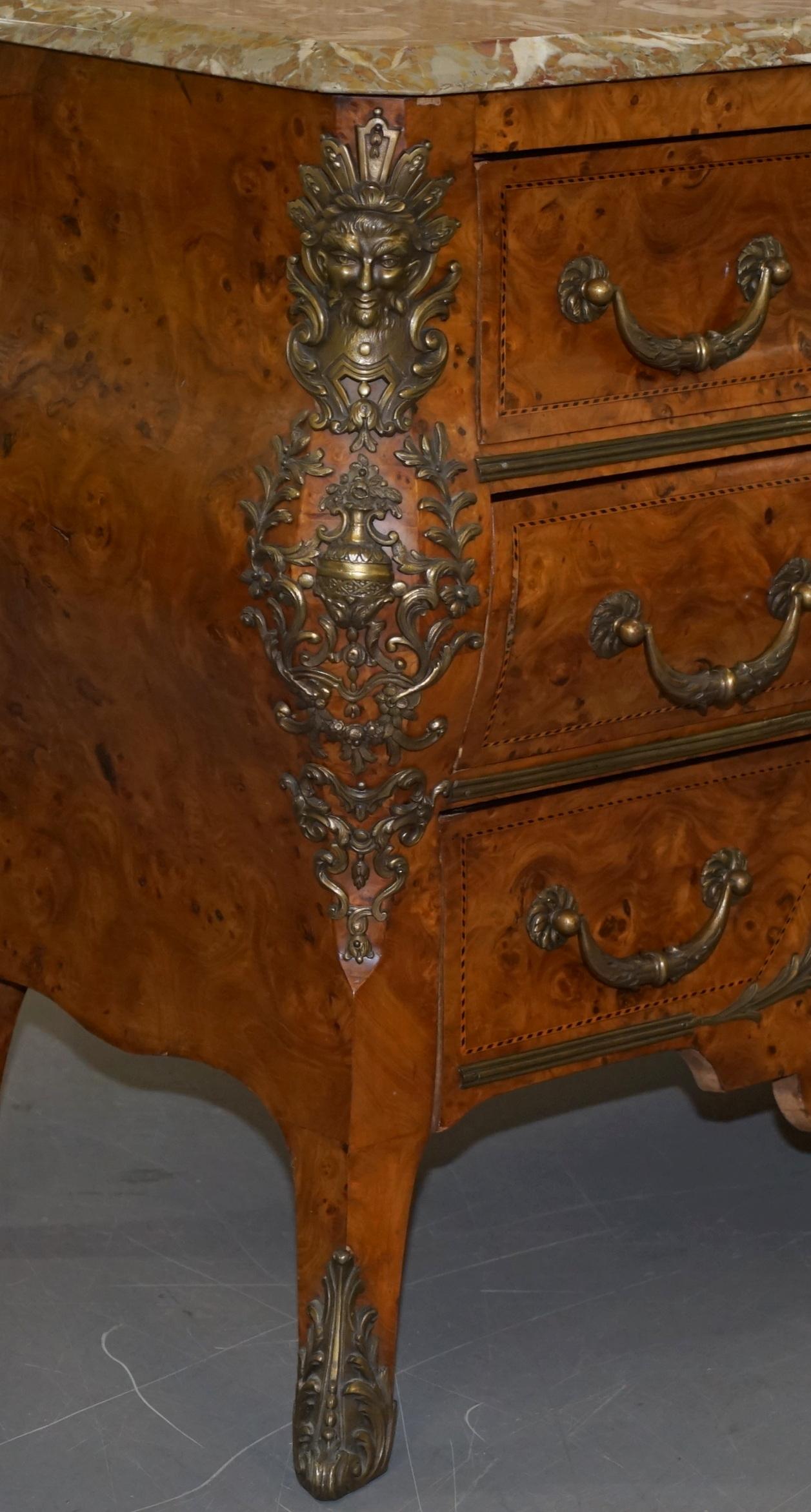 French Burr Walnut Bronze Fittings Marble-Top Bombe Chest of Drawers, circa 1900 5