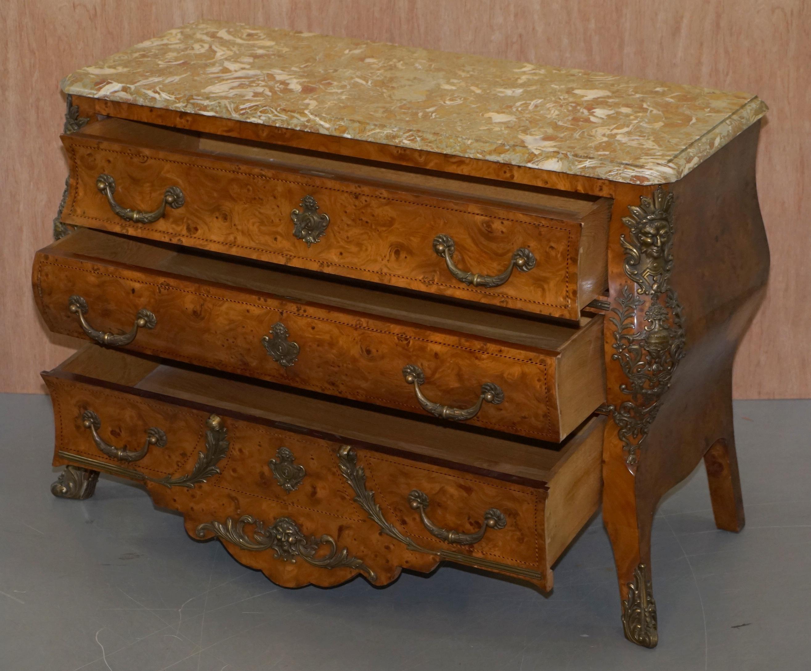 French Burr Walnut Bronze Fittings Marble-Top Bombe Chest of Drawers, circa 1900 11