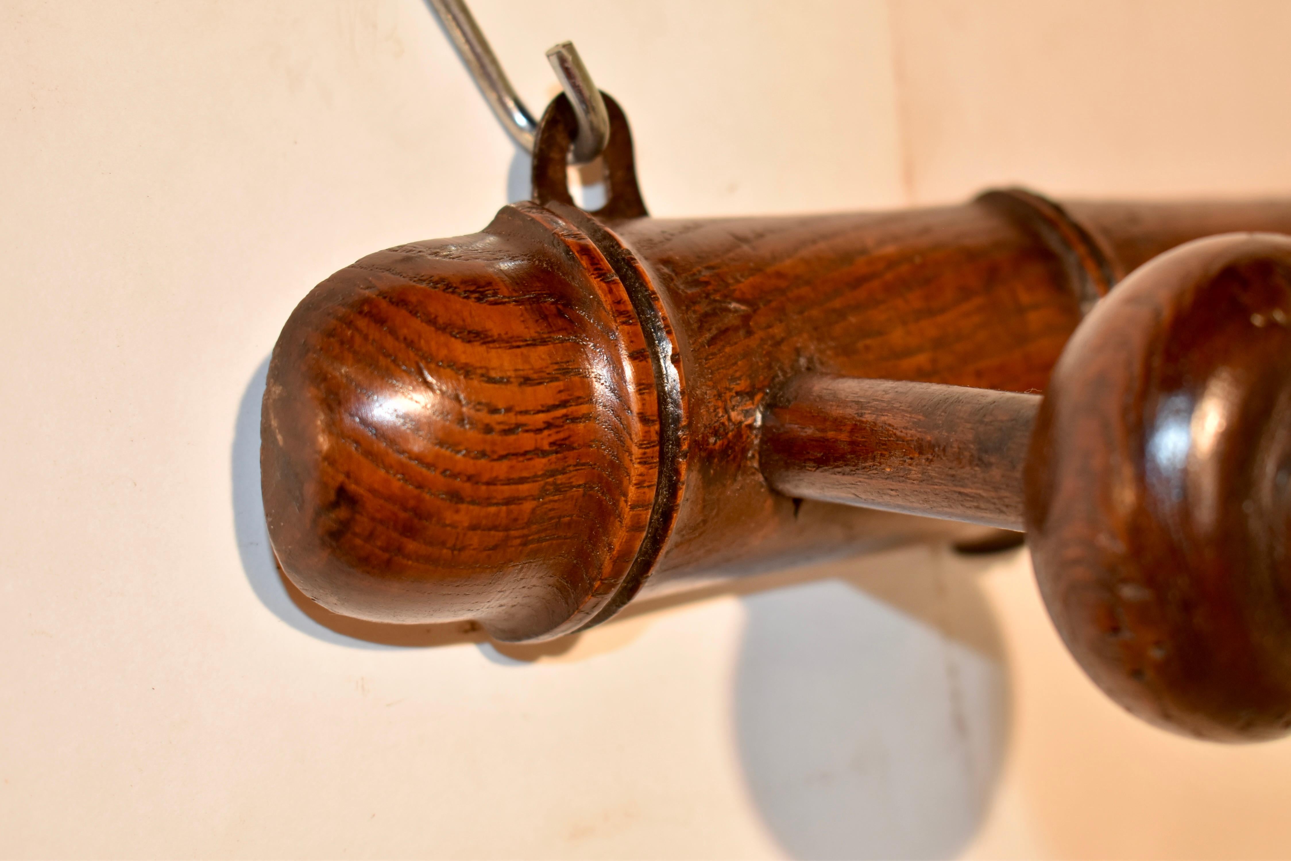CIRCA 1900 Französisch Ulme Hut oder Kleiderständer im Angebot 1