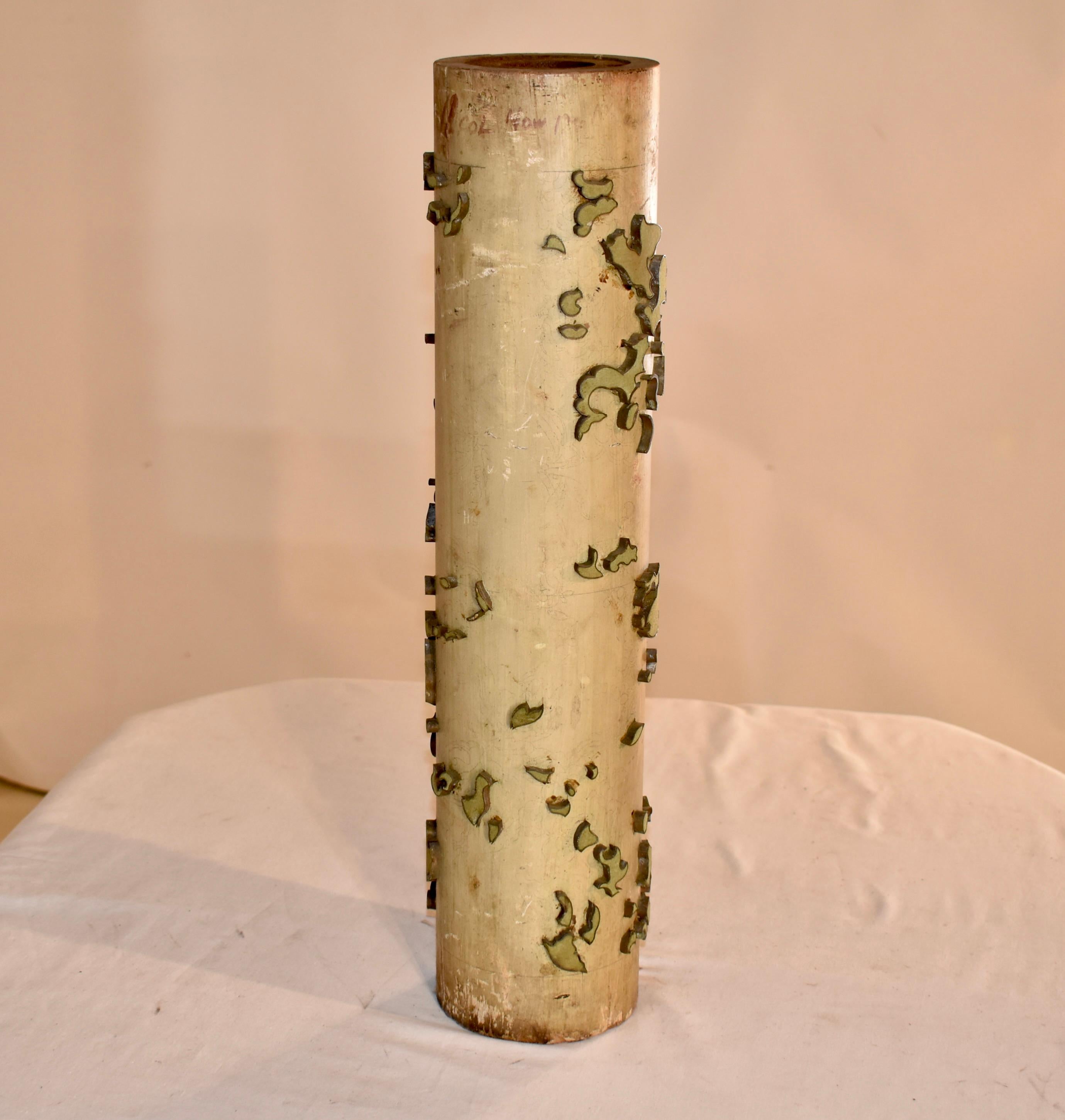 Circa 1900 French Wallpaper Printing Roll In Good Condition For Sale In High Point, NC