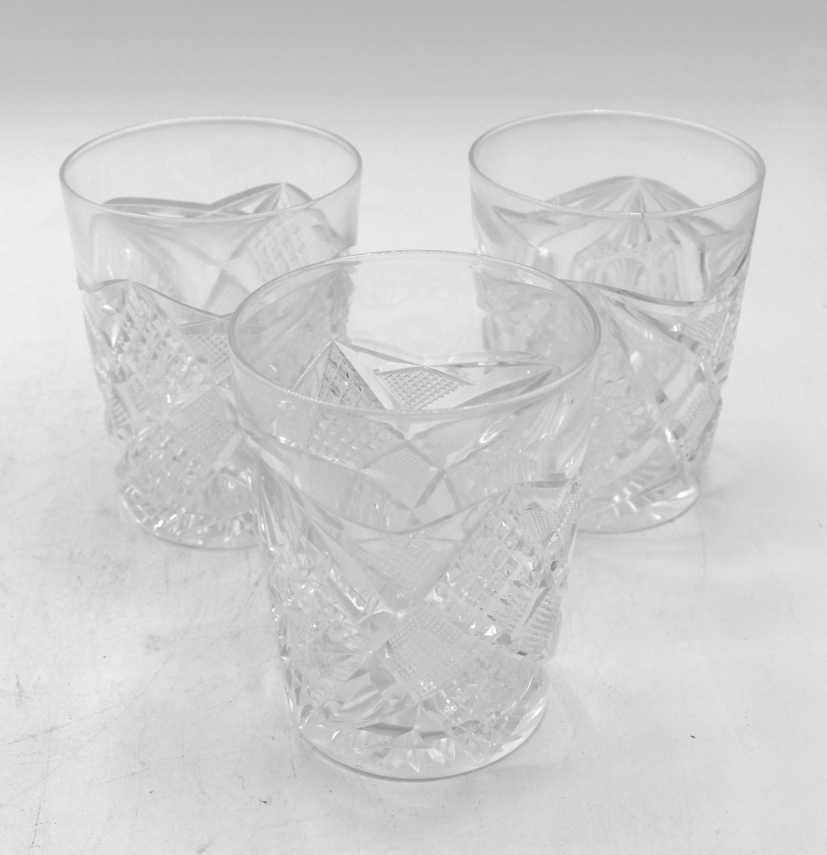 Néo-classique Circa 1900 Groupe de 6 gobelets en verre taillé américain en vente