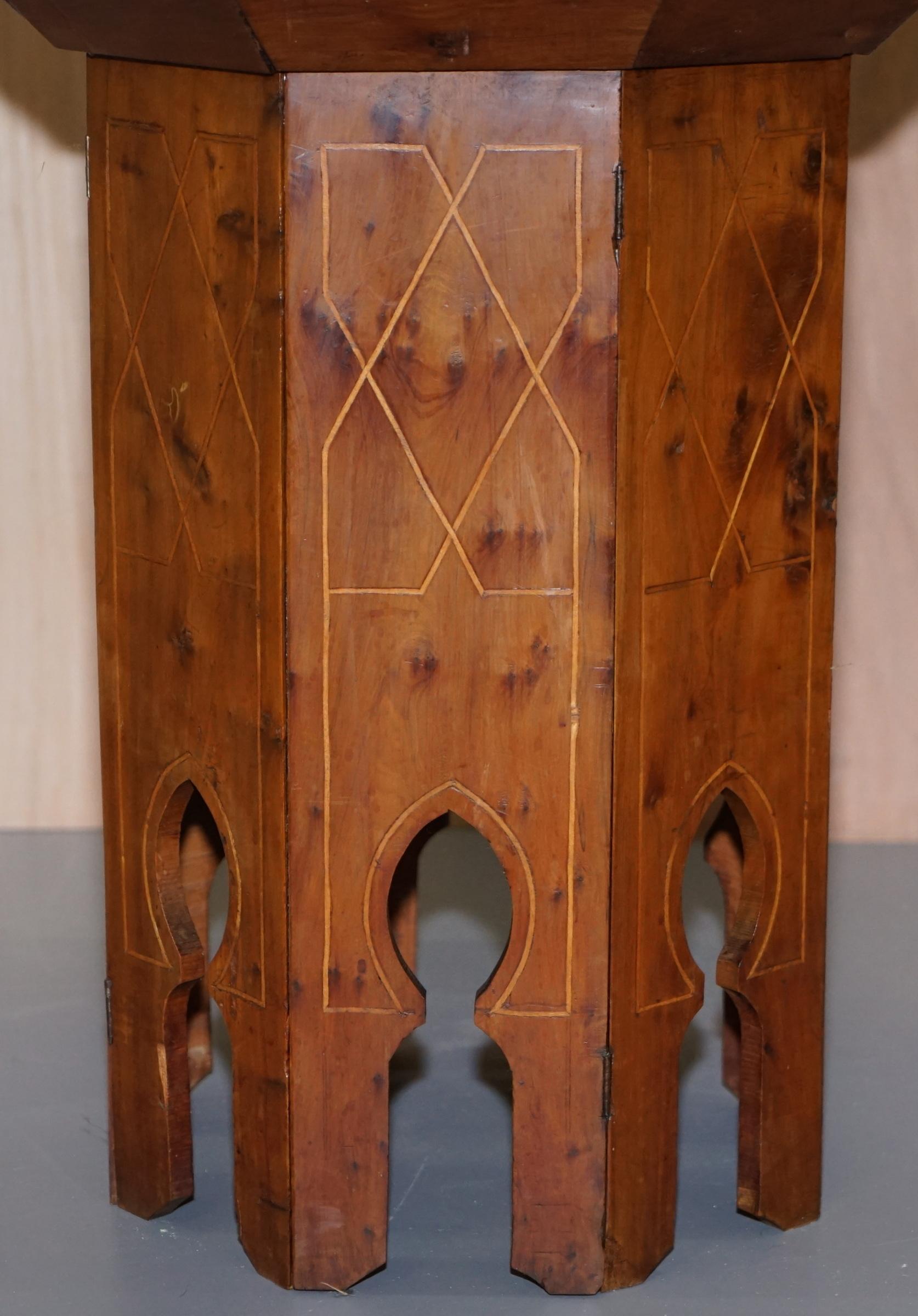 Islamic Marquetry Inlaid Walnut Octagonal Side End Lamp Wine Table, circa 1900 1