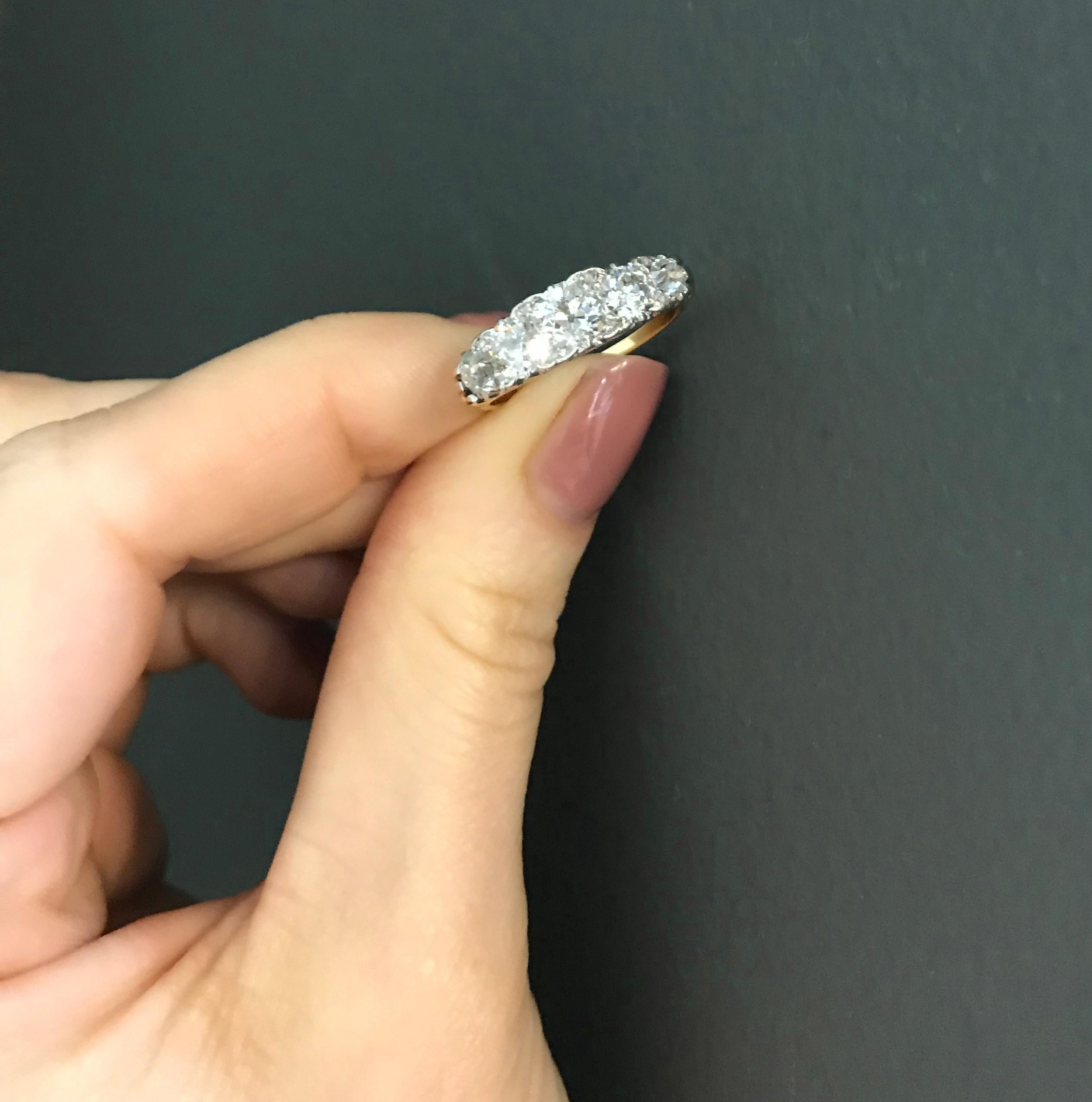 18 carat platinum ring