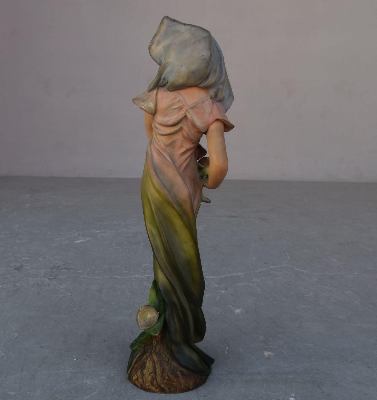 Estatuilla Art Nouveau 