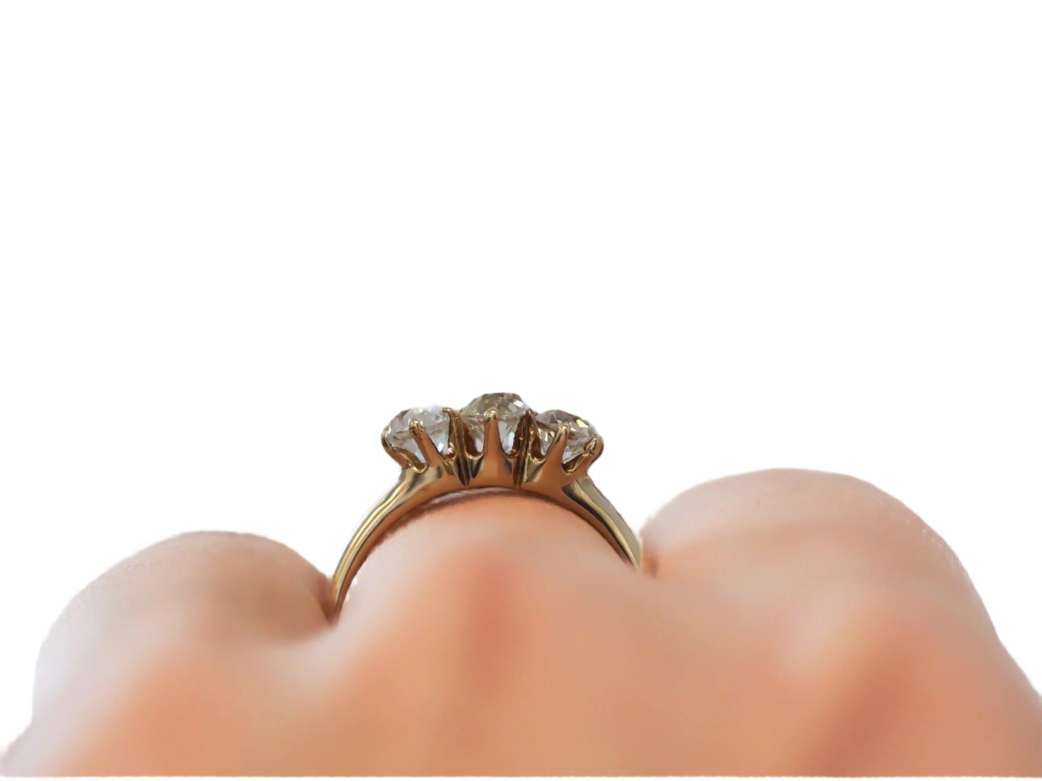 Edwardian Circa 1900s 1.25cttw Old European Brilliant Diamond Three Stone Engagement Ring For Sale