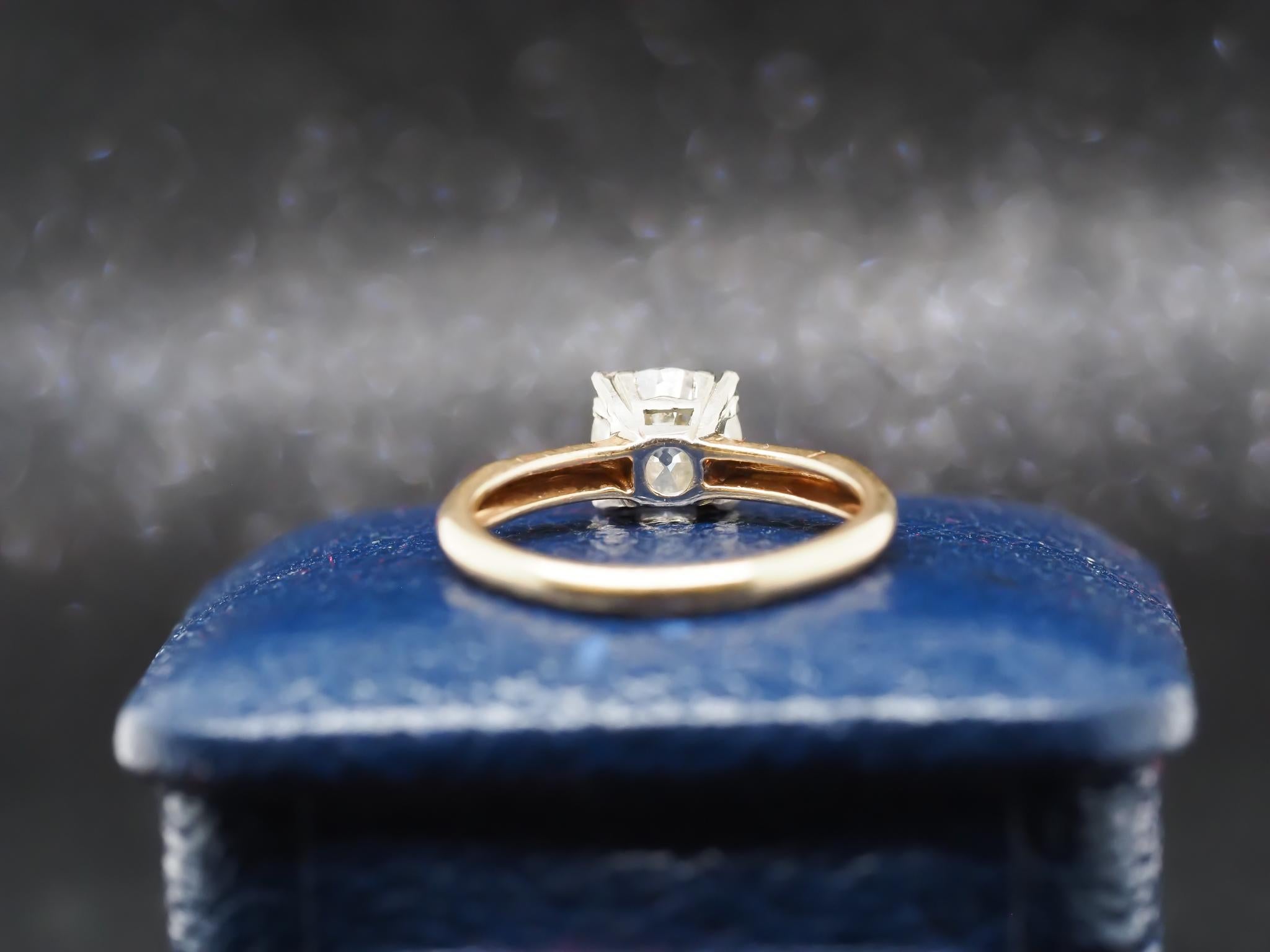 Women's Circa 1900s 14K Yellow Gold .90ct Old European Diamond Engagement Ring For Sale