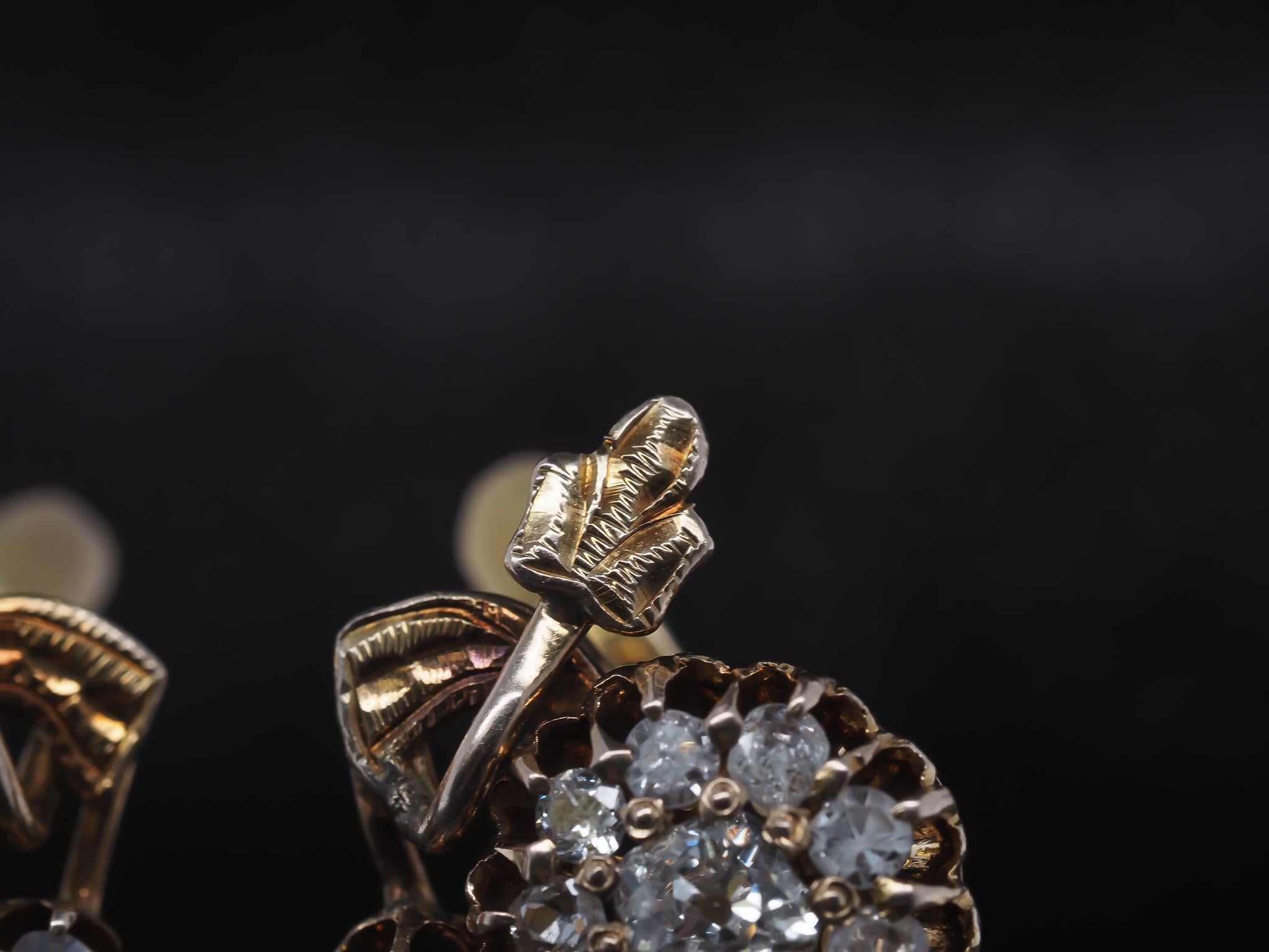 Boucles d'oreilles grappe ancienne mine en or jaune 14 carats datant des années 1900 en vente 2