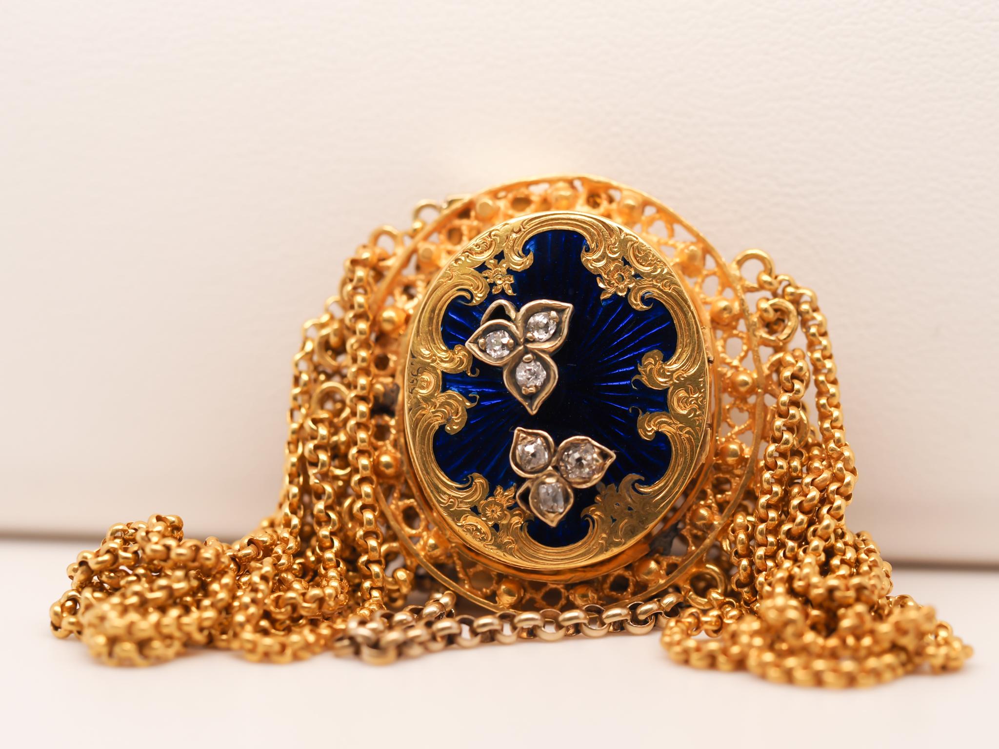 Edwardian Circa 1900s 18 Karat Yellow Gold Enamel and Diamond Secret Locket Bracelet For Sale