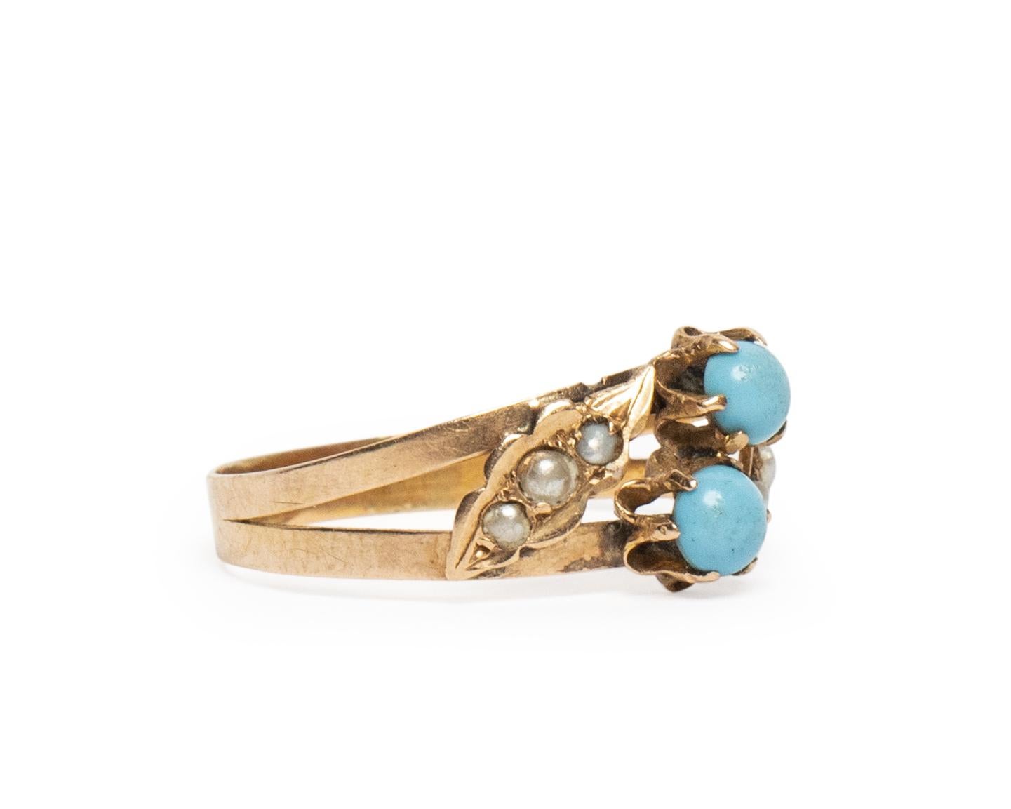 Round Cut 18 Karat Yellow Gold Persian Turquoise and Seed Pearl Fashion Ring, circa 1900s