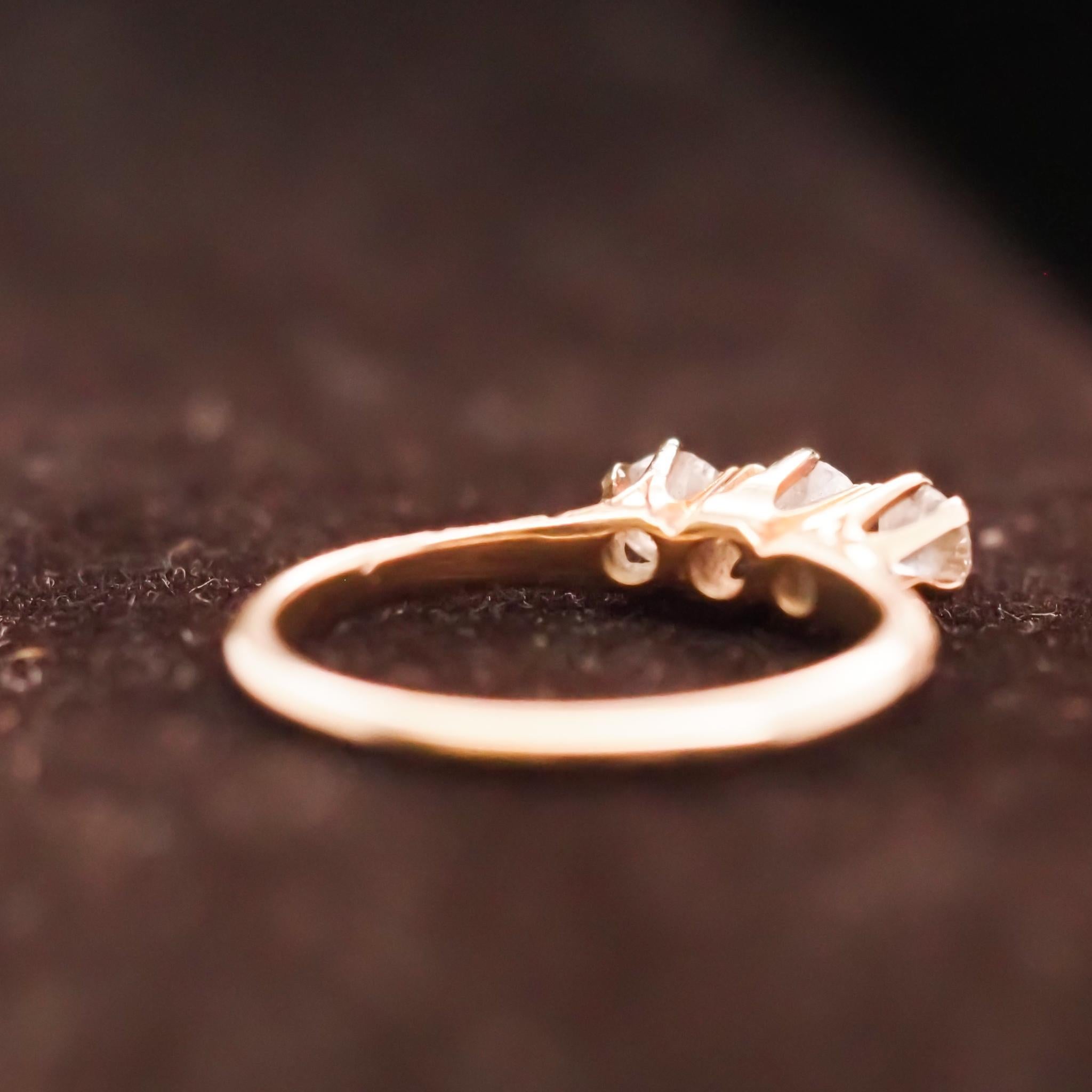 Women's Edwardian 14 Karat Yellow Gold 3 Stone Old Mine Ring For Sale