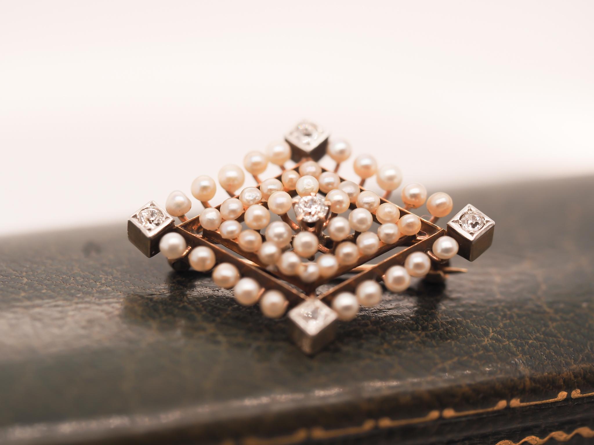 Women's Circa 1900s Edwardian Pearl and Old Mine Diamond 14K Gold Brooch For Sale