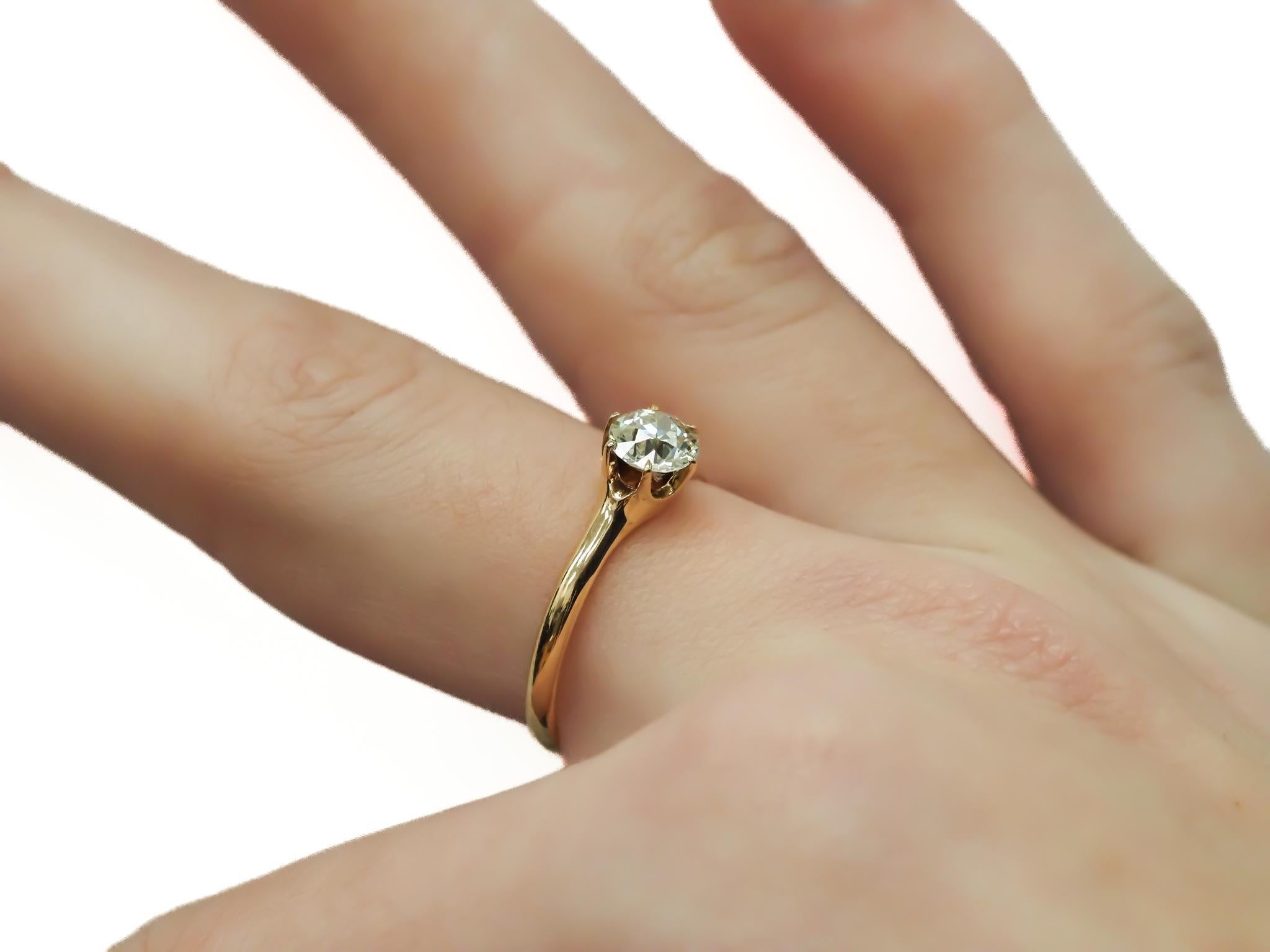 Circa 1900s GIA .94ct Old European  Diamond Engagement Ring For Sale 3