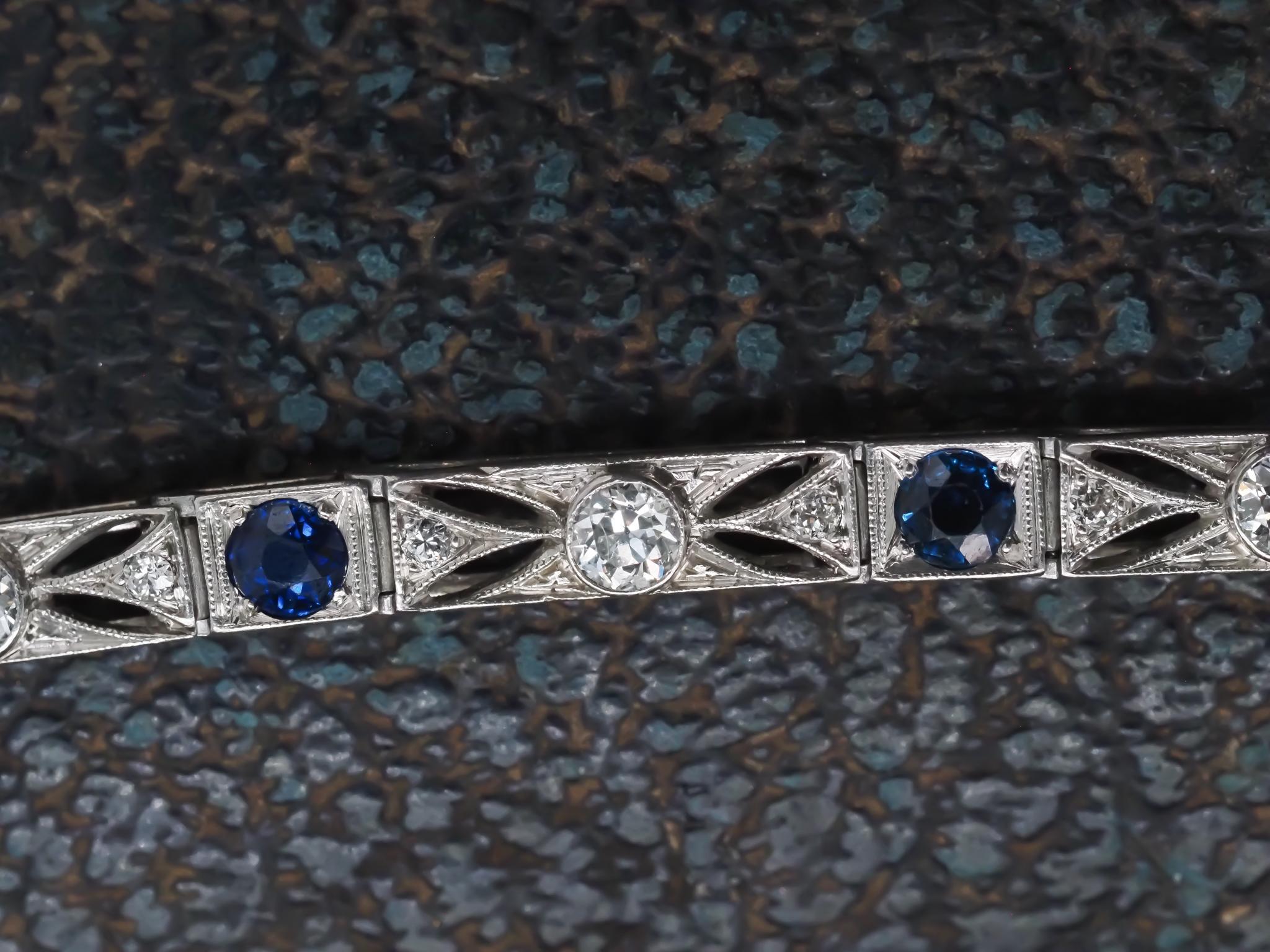 De las mujeres Collar de platino y zafiro azul real sin calentar de alrededor de 1900 en venta