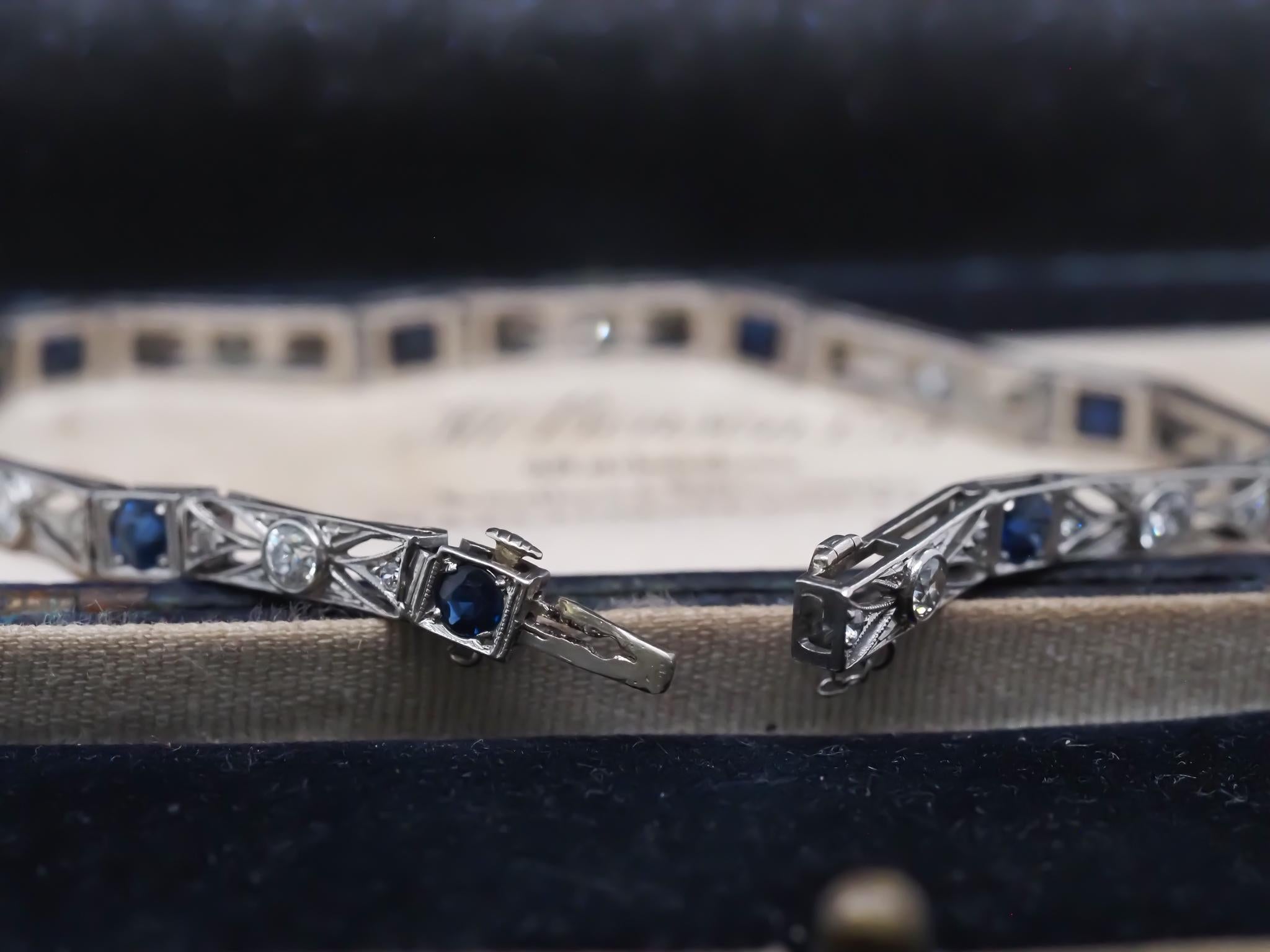 Collar de platino y zafiro azul real sin calentar de alrededor de 1900 en venta 3
