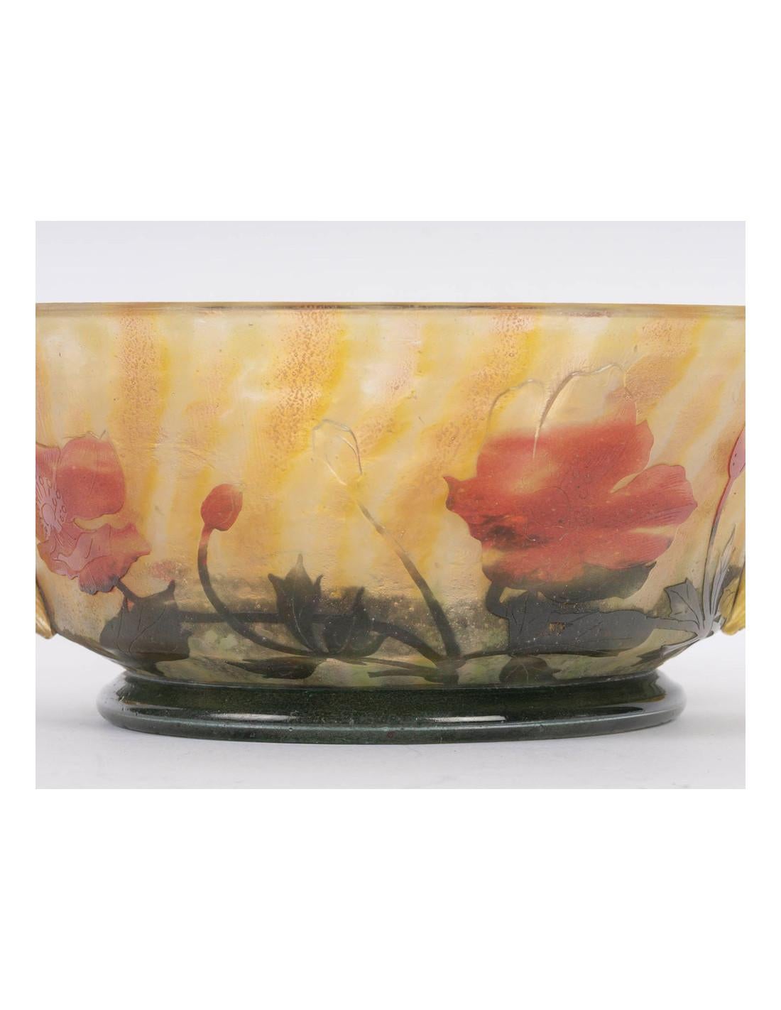Circa 1905 - DAUM Nancy, Glass bowl For Sale 2