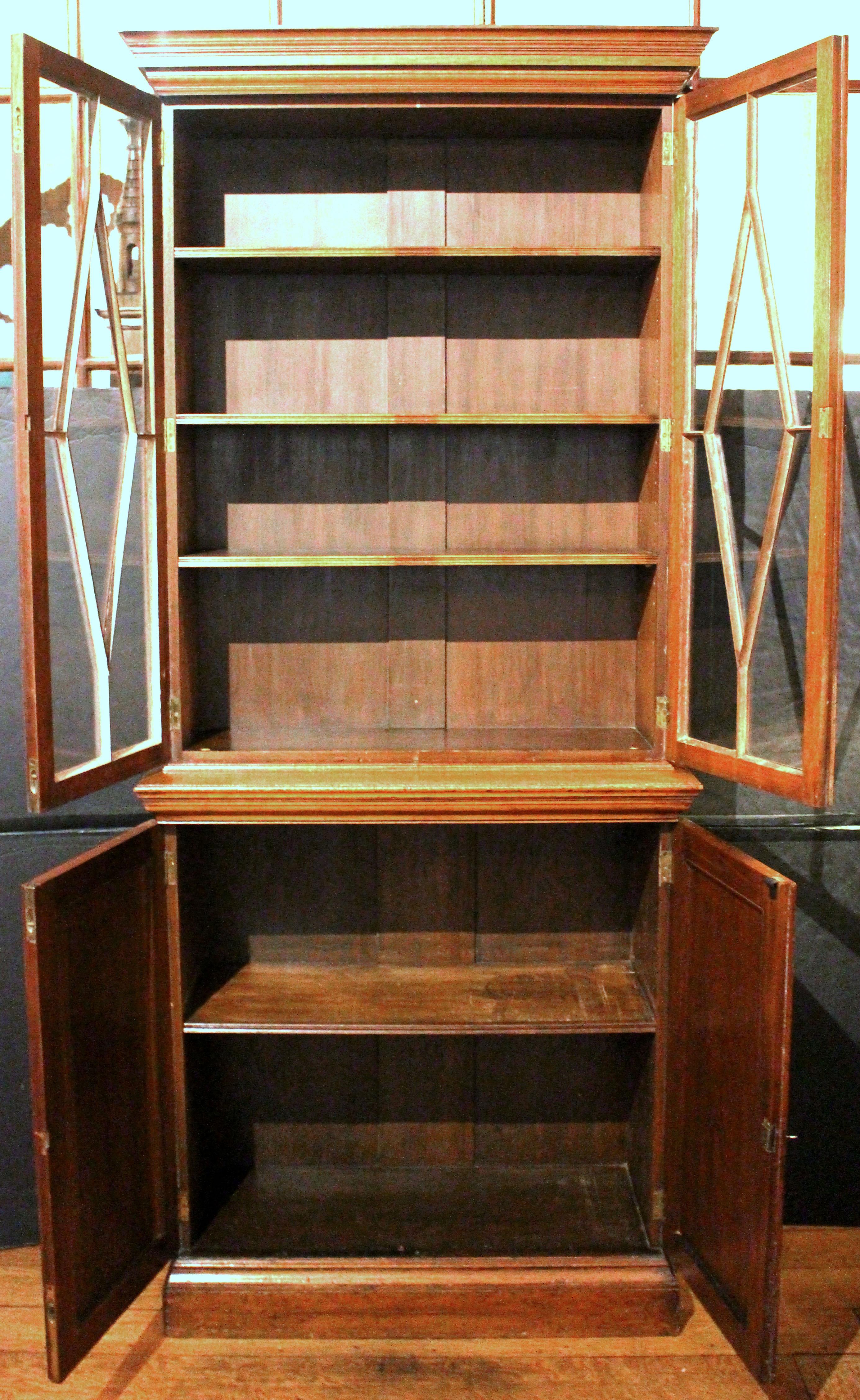 Circa 1905 Armario librería inglés de estilo georgiano eduardiano Georgiano en venta