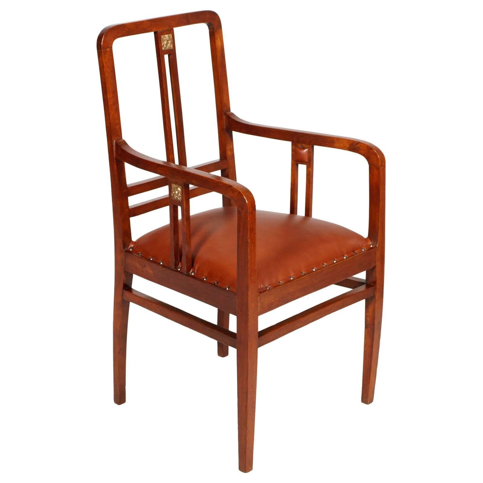 This is the price for one armchairs, not for a set.

Era Art Nouveau, early 20th century museal pair of modernist Wiener Werkstätte armchairs restored re-upholstered leather by Josef Hoffmann. 
Solid walnut wood structure with original patina, with