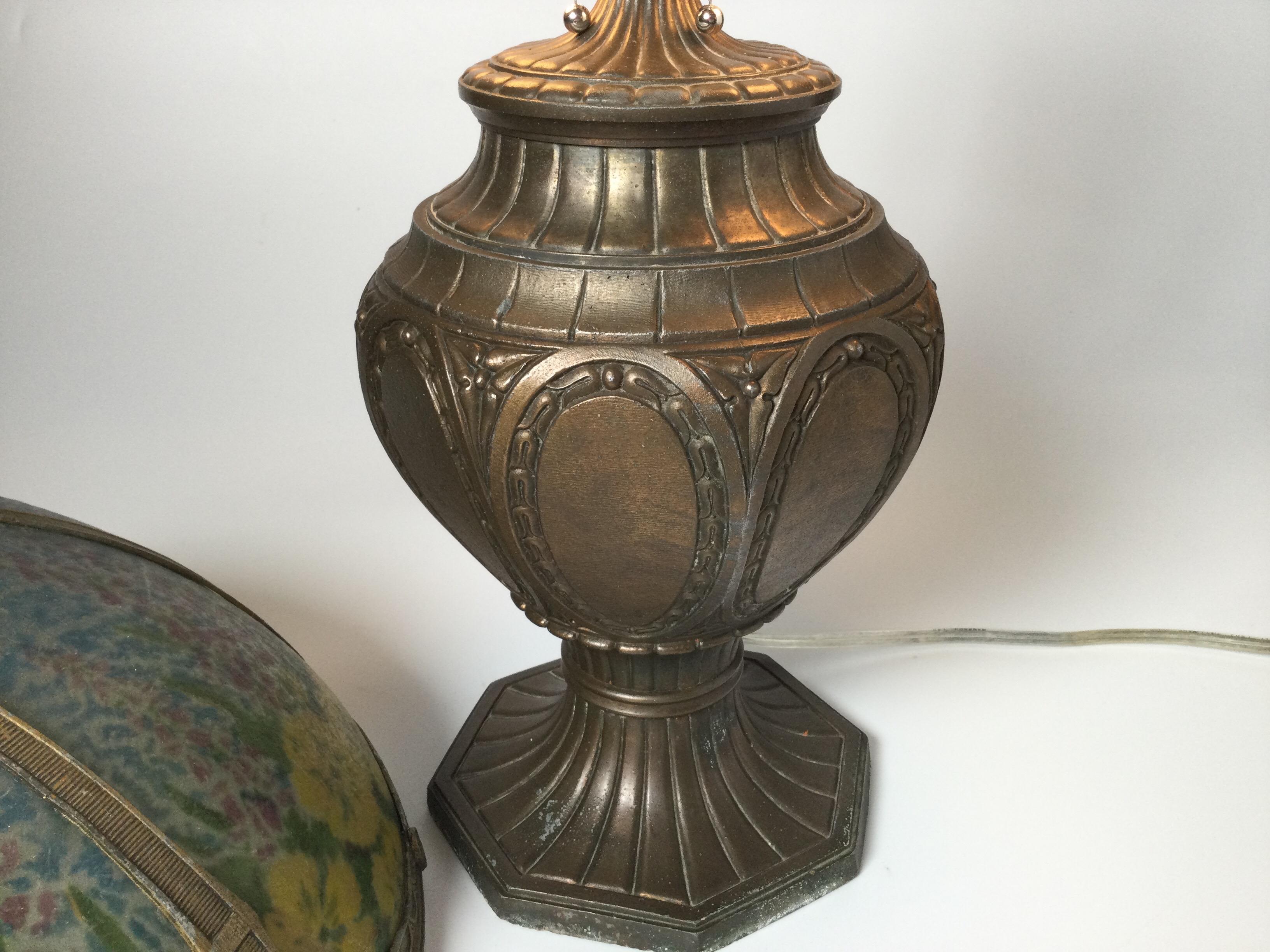 American circa 1907 Reverse Painted Glass and Bronze Finish Table Lamp