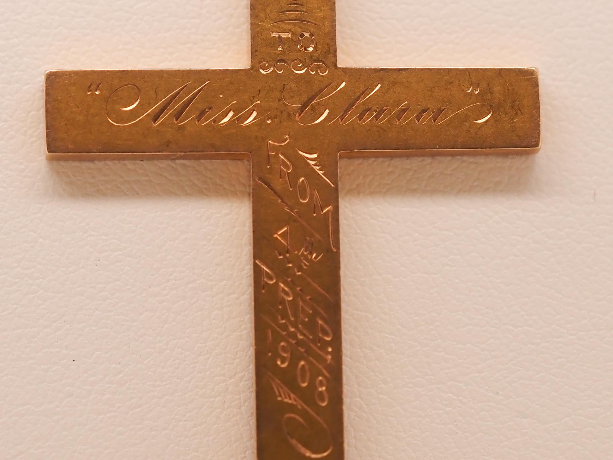 Circa 1908 14K Yellow Gold Engraved Floral Cross For Sale 1