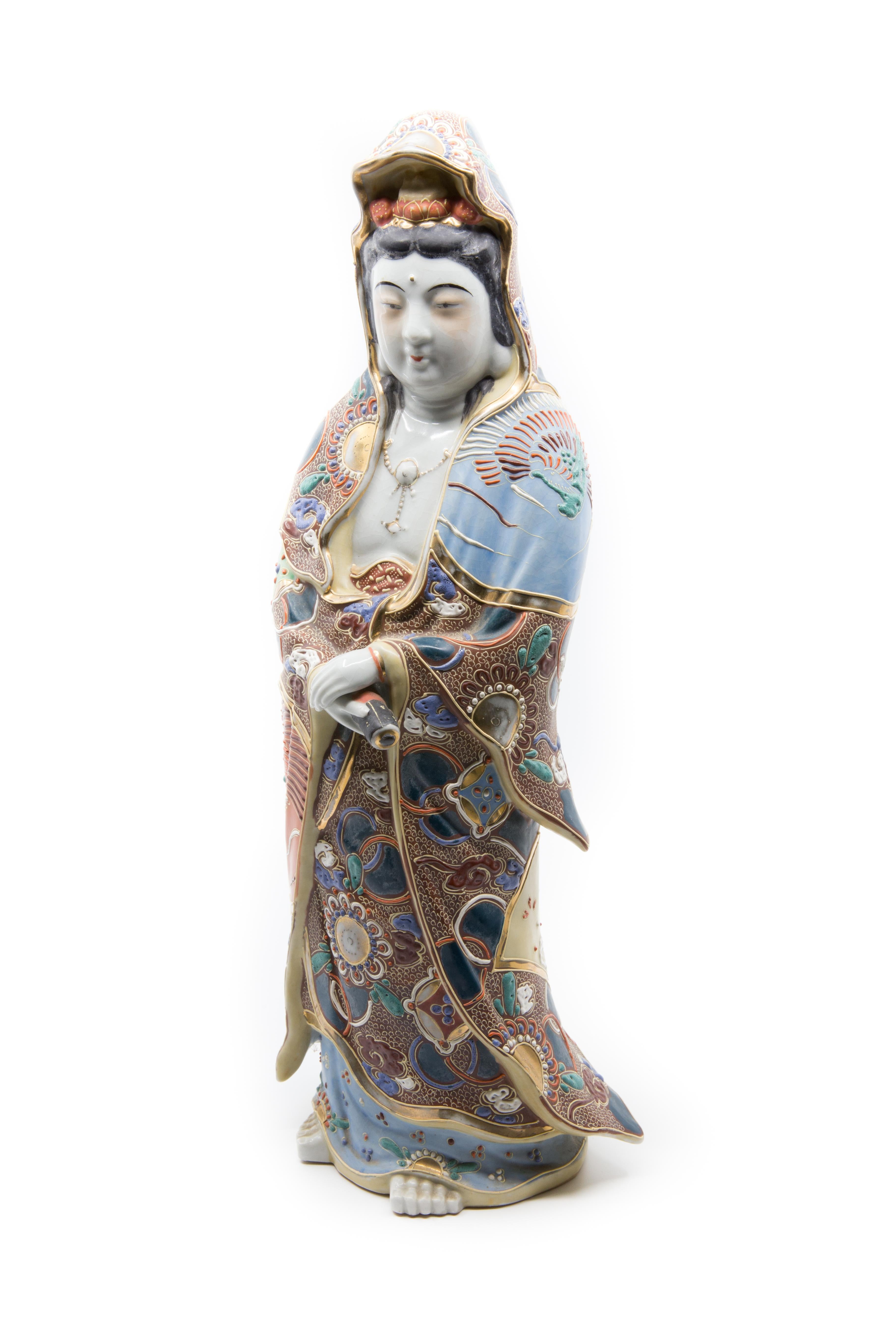 Decorated Figure of Robed Woman Porcelain Kutani, circa 1910 1