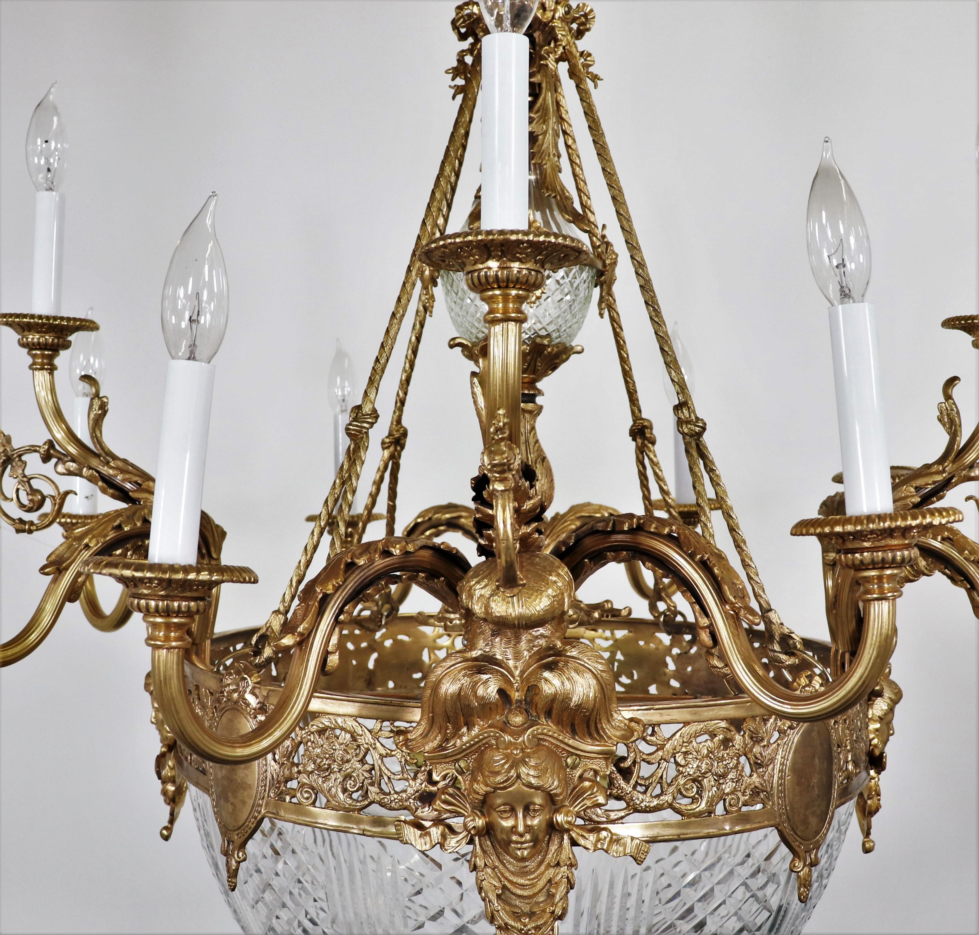 Circa 1910 French Beaux-Arts Gilt Bronze Chandelier For Sale 3