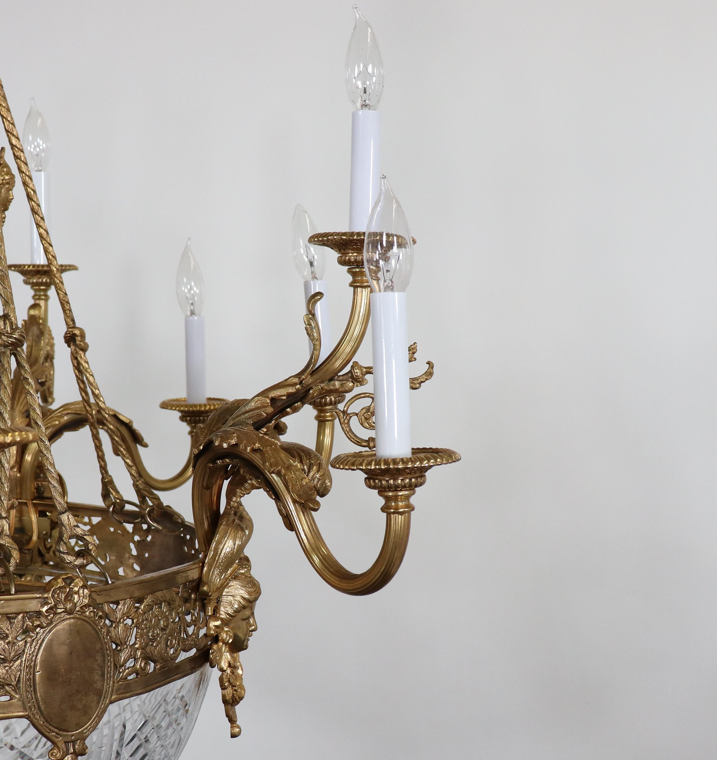 Circa 1910 French Beaux-Arts Gilt Bronze Chandelier For Sale 5
