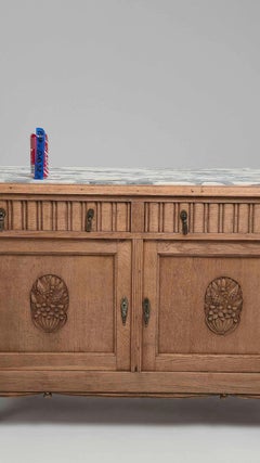 Credenza in rovere francese in stile Art Nouveau del 1910 circa con piano in marmo