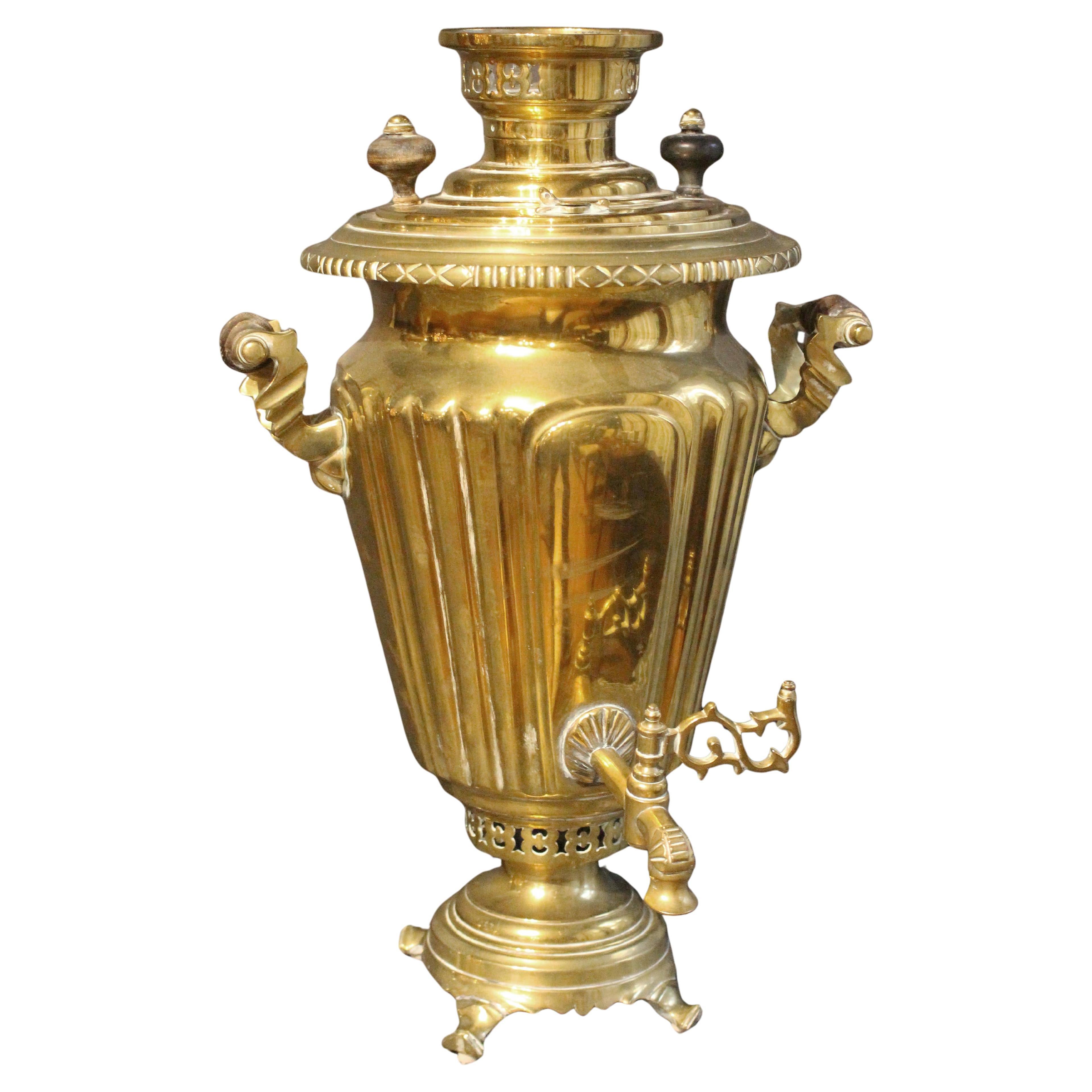 Samovar ruso de 1910 en venta