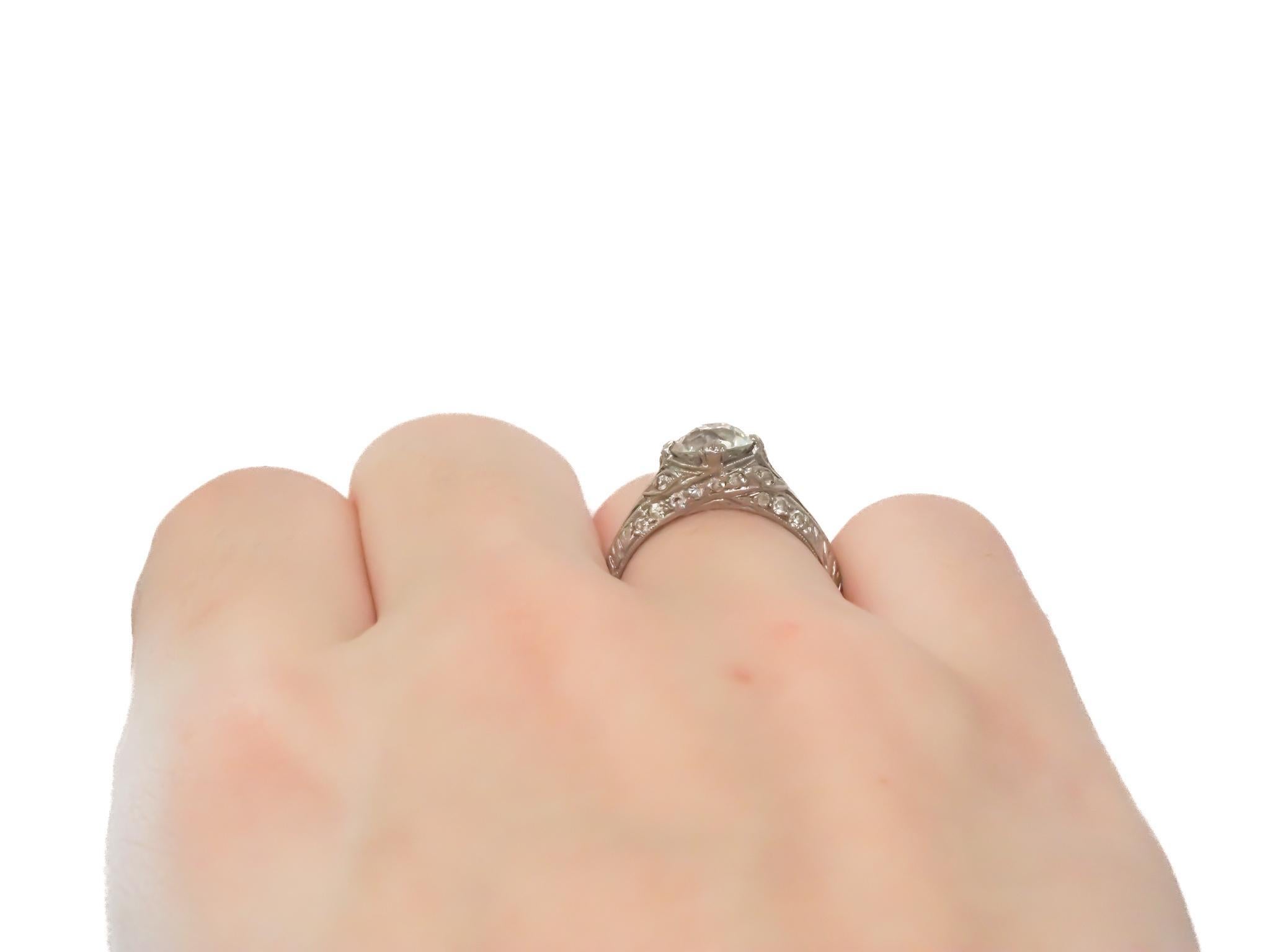 Anello di fidanzamento in platino con diamante europeo antico CIRCA 1910 GIA 1,28ct - VEG#84b in vendita 2