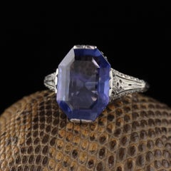 Edwardian Platinum Ceylon Unheated Sapphire and Diamond Cocktail Ring