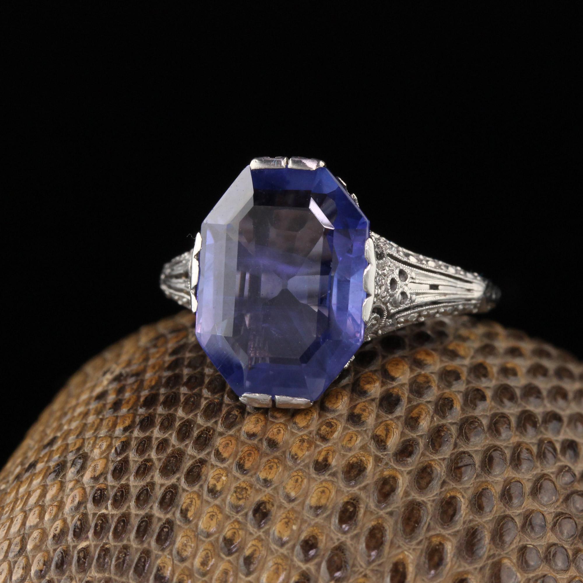 Edwardian Platinum Ceylon Unheated Sapphire and Diamond Cocktail Ring In Excellent Condition In Great Neck, NY
