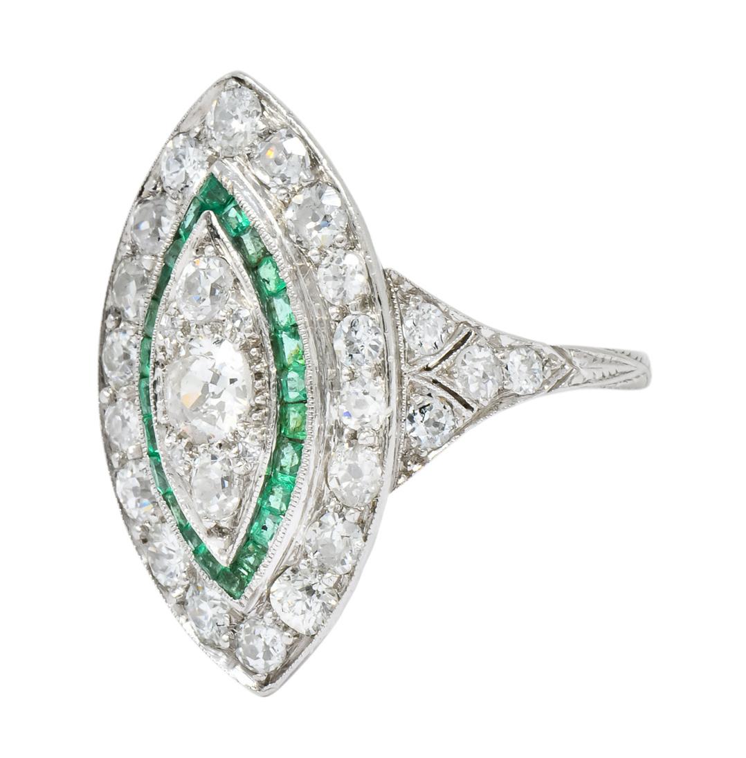 Women's or Men's Edwardian 2.95 Carat Diamond Emerald Platinum Dinner Ring, circa 1915