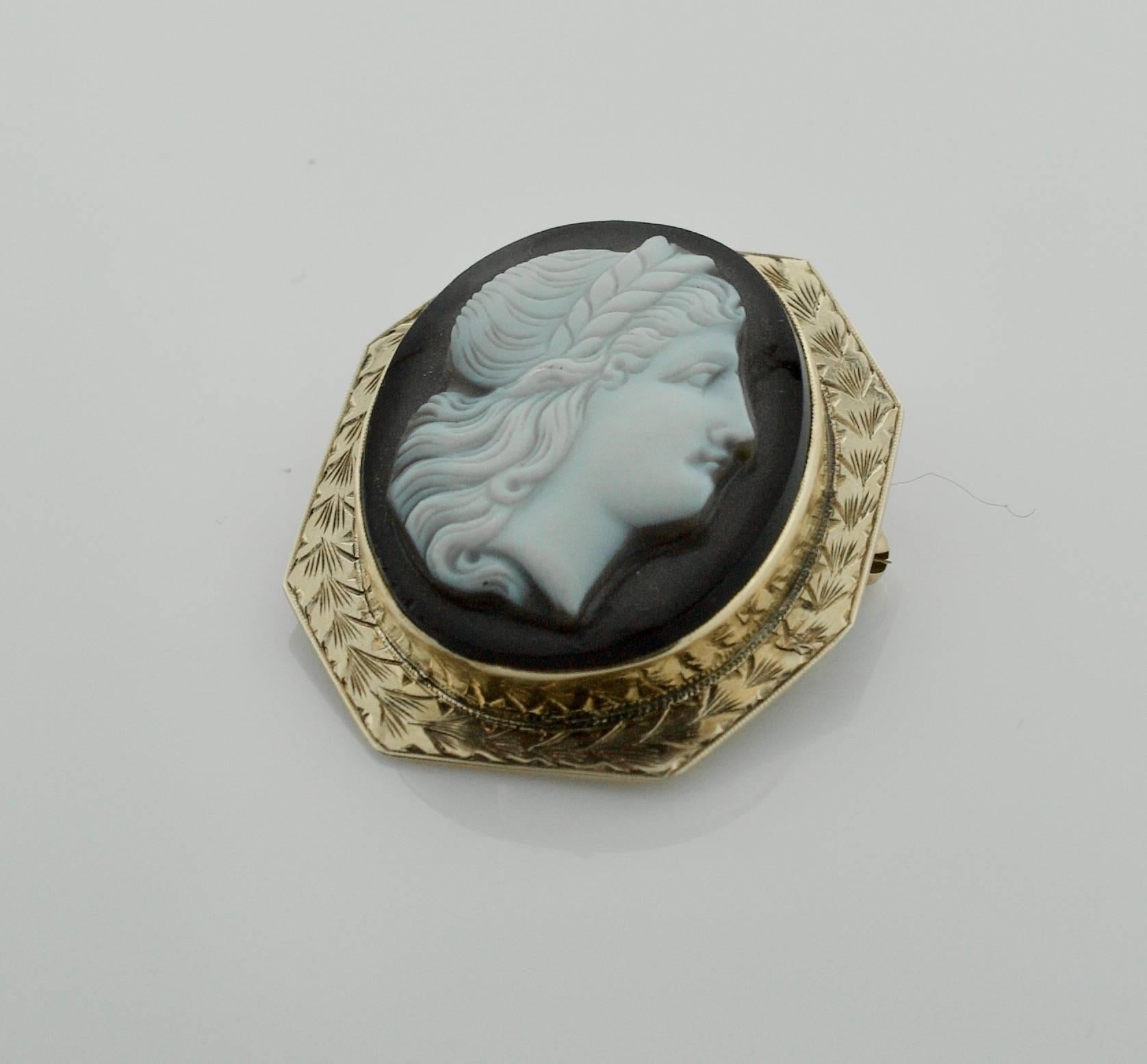 cameo brooch antique