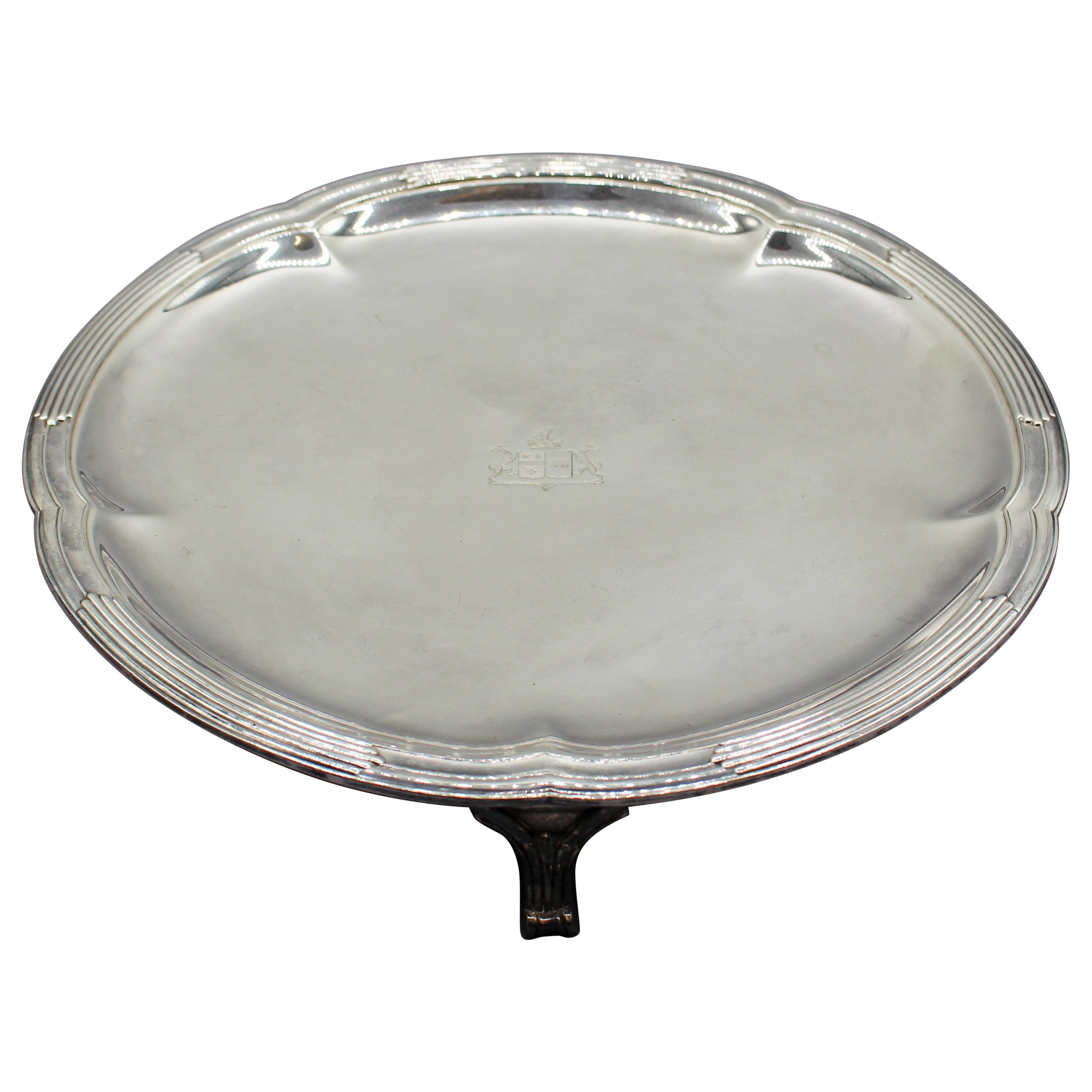Circa 1920 Art Deco French 1st Standard Silver Footed Tray by Andre Aucoc en vente