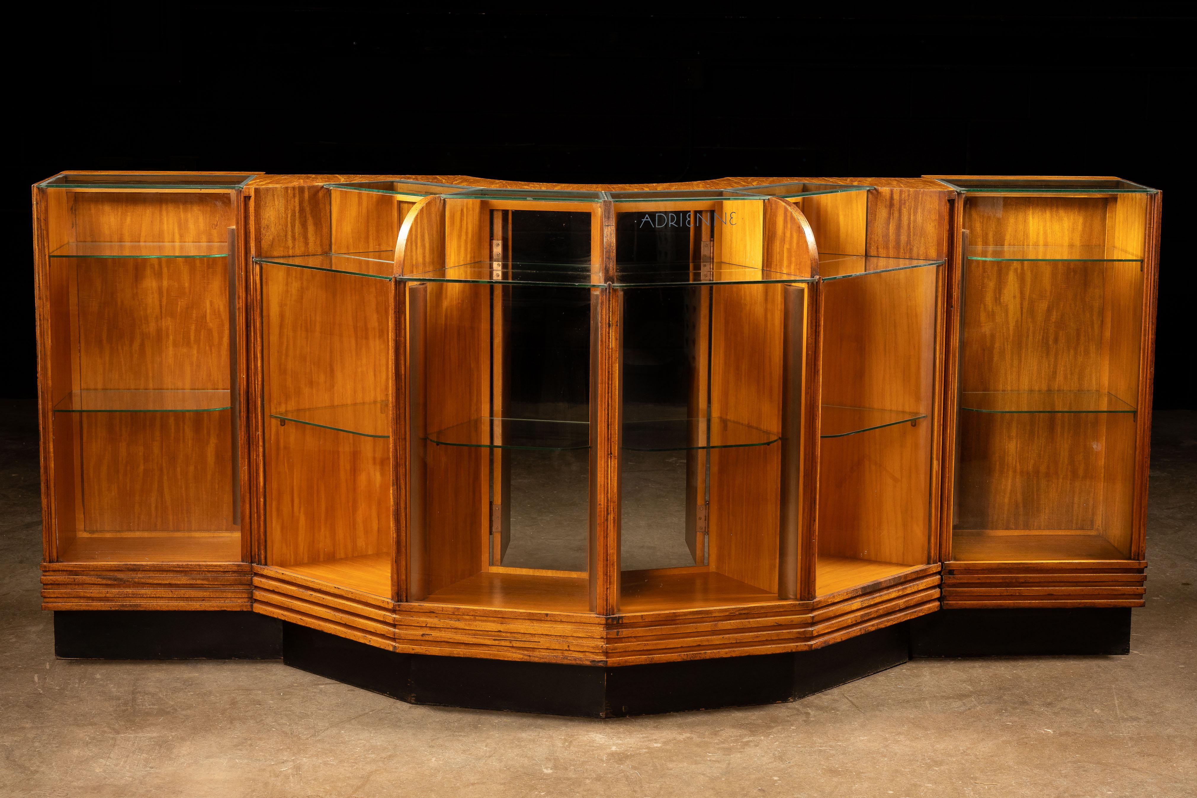circa 1920 Art Deco Lighted Oak Display Counter For Sale 4