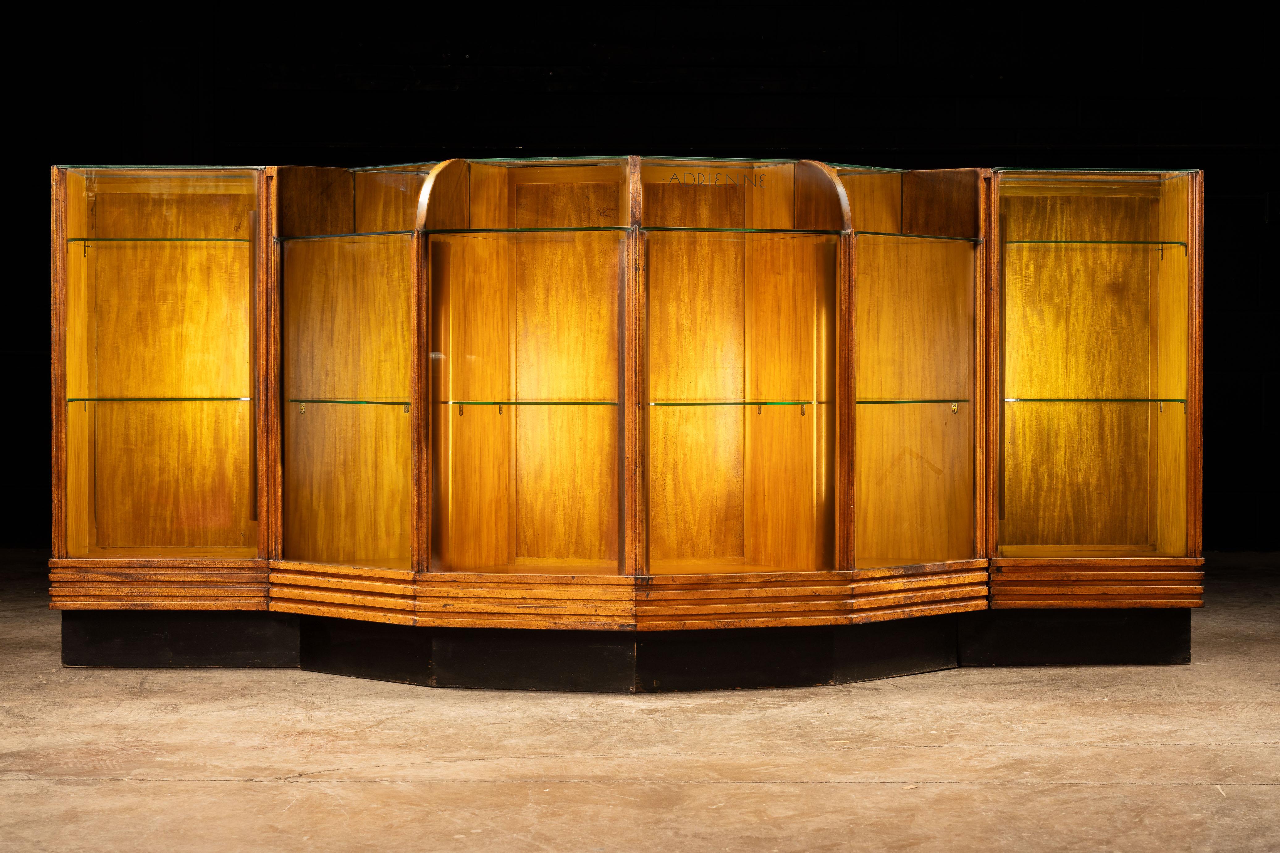 circa 1920 Art Deco Lighted Oak Display Counter For Sale 7