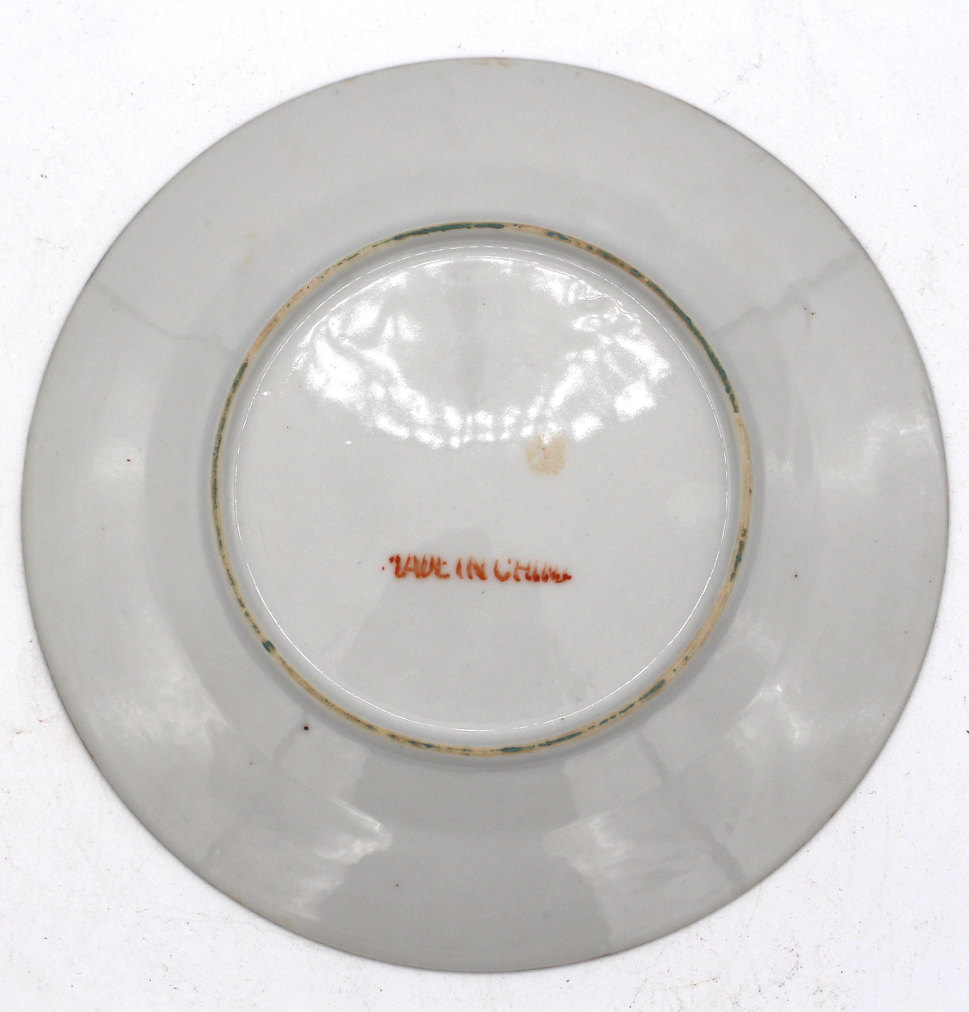 Circa 1920 Chinese Export Set of 10 Rose Canton Salad Plates In Good Condition For Sale In Chapel Hill, NC