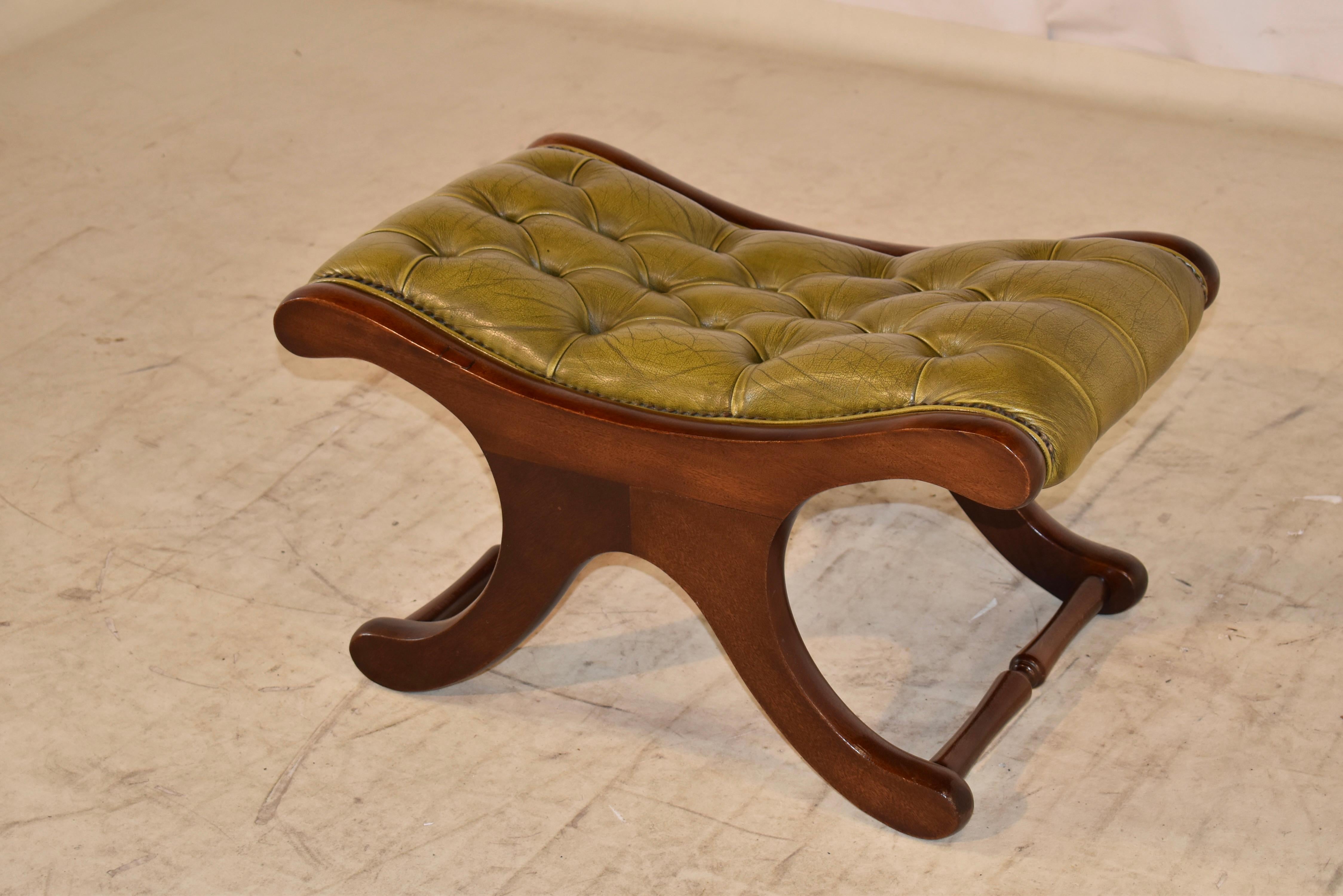 Leather circa 1920 English Mahogany Chesterfield Stool For Sale