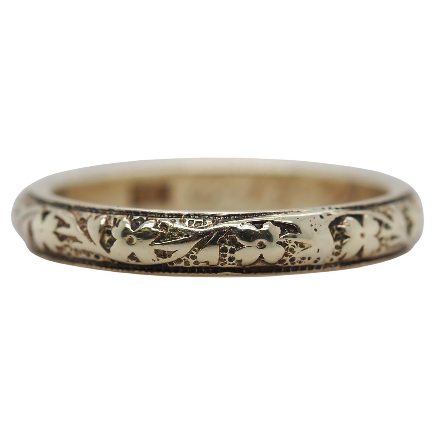 Circa 1920 Engraved 14K Yellow Gold Wedding Band