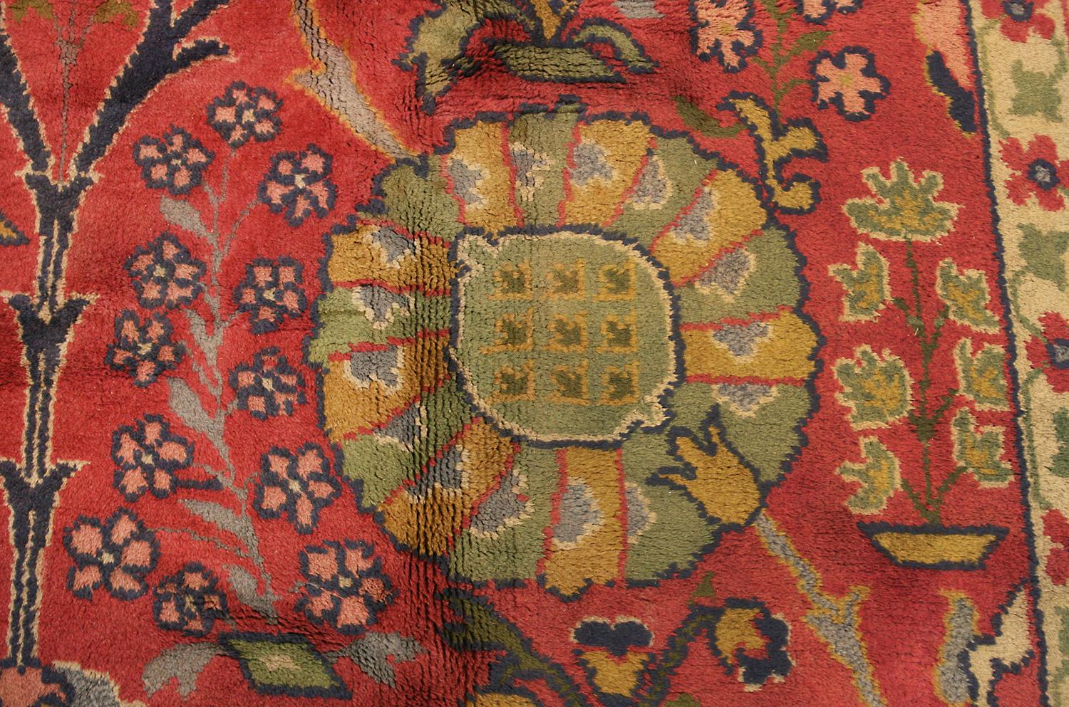 Übergroßer antiker englischer Donegal-Teppich aus Wolle, Red Field, um 1920 im Angebot 1