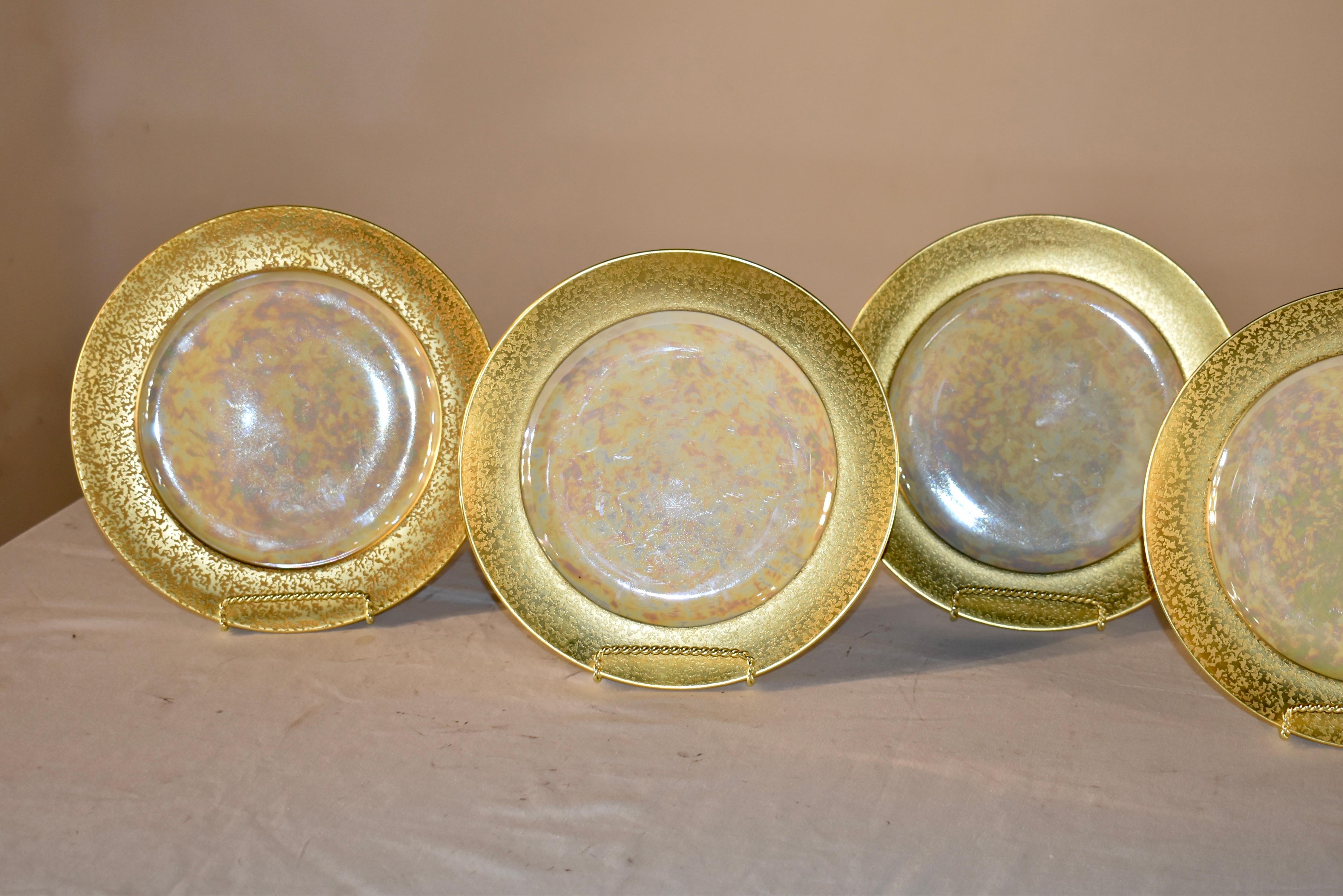 Tchèque Circa 1920 Set de 8 assiettes irisées en vente
