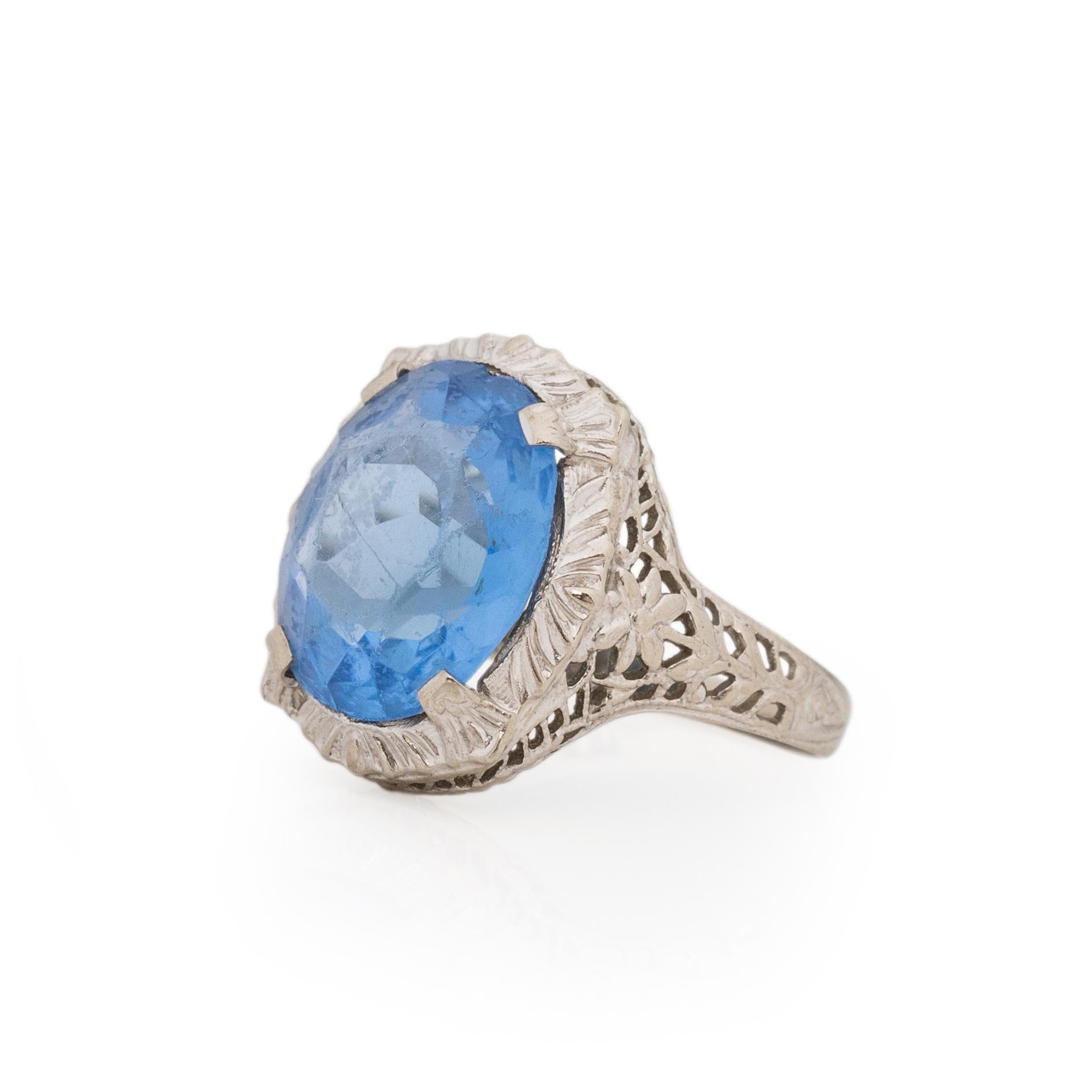 Circa 1920's 10K White Gold Vintage Filigree Blue Gem Fashion Ring In Fair Condition In Addison, TX